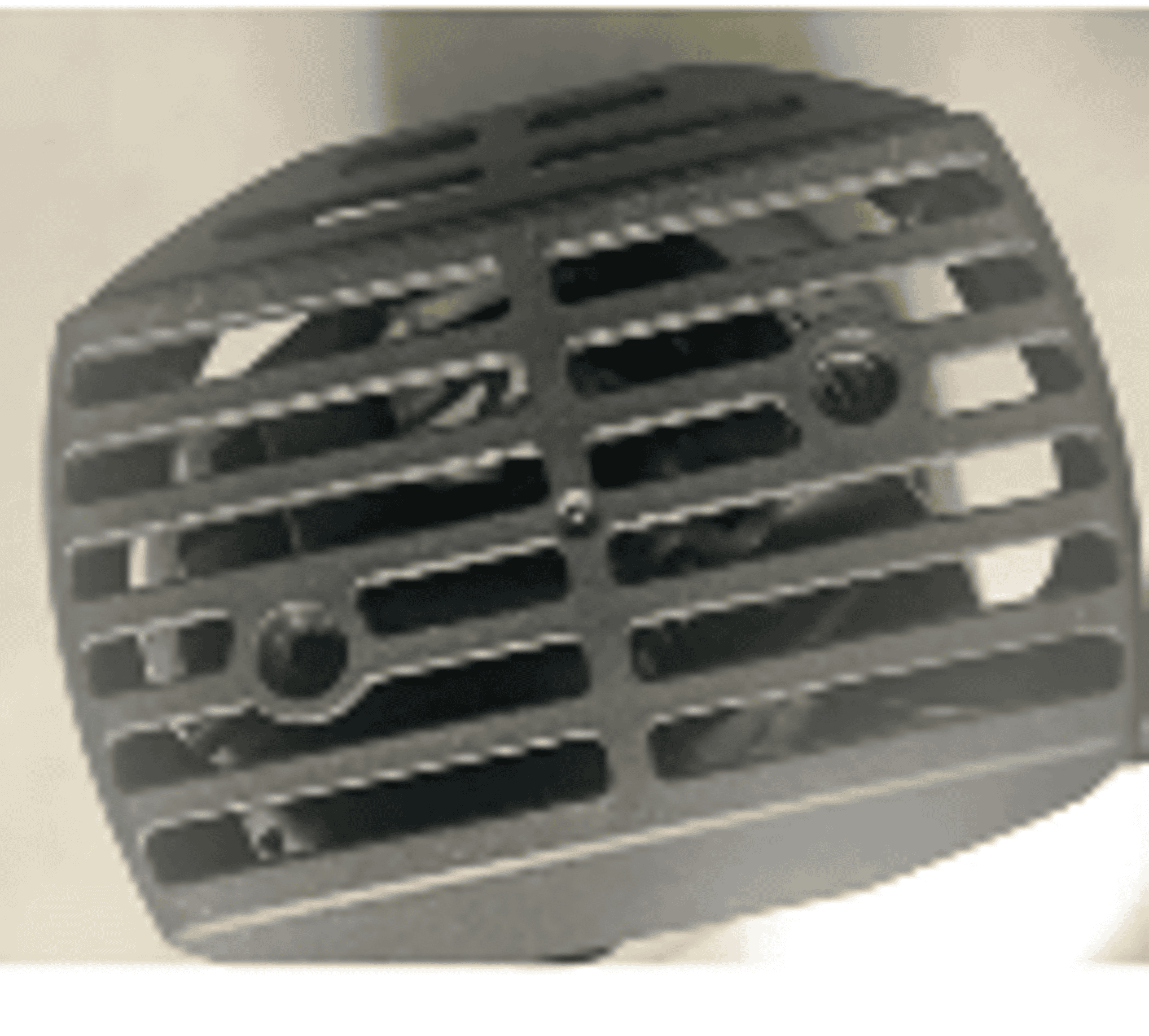 1004767-23 Cobertura Posterior Para Serra De Mesa Ou Bancada Bes71800tss-b2 Black+decker 1004767-23 - Imagem 1
