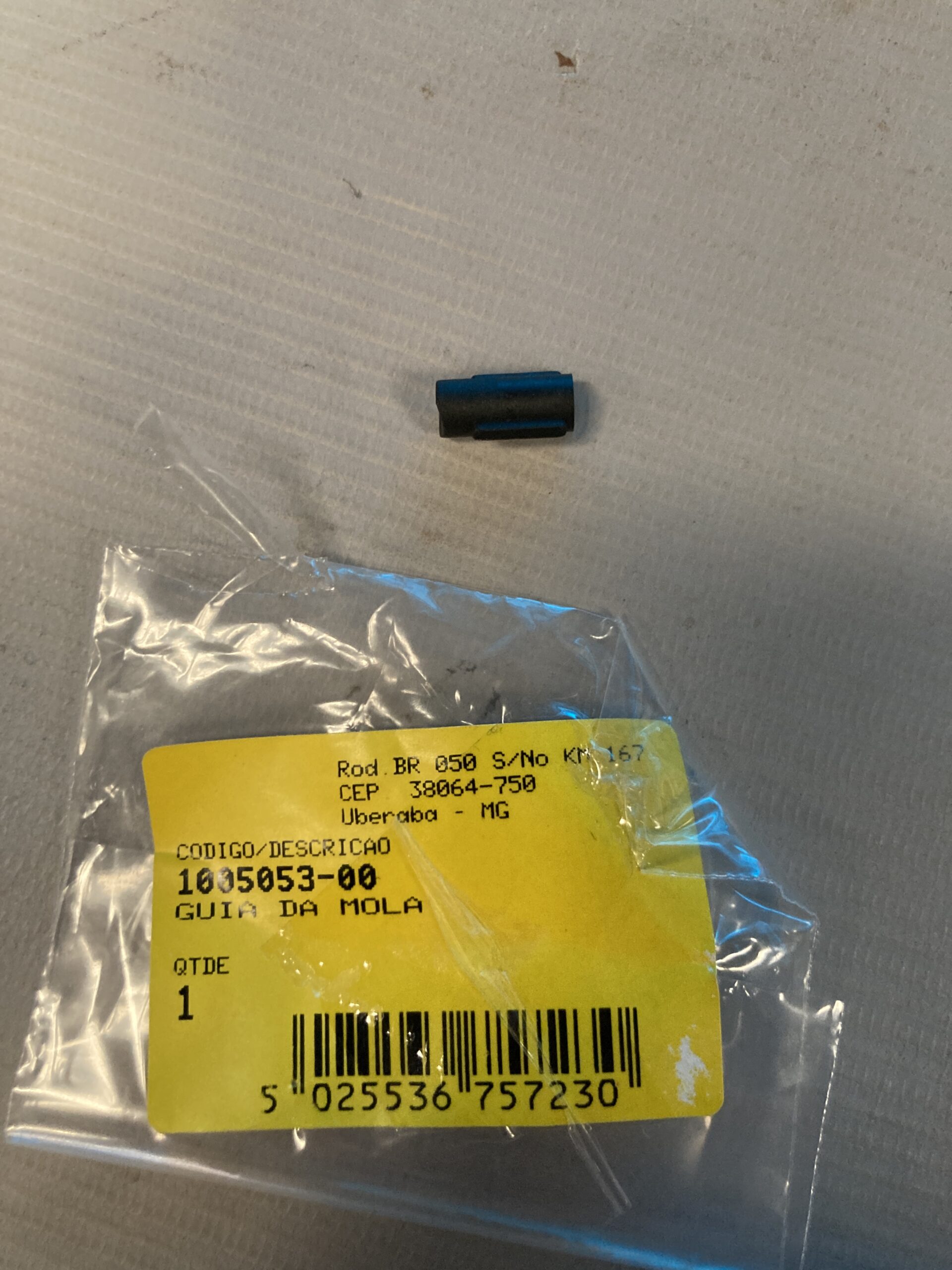 1005053-00 Guia Da Mola Para Serra Circular Dws520k-b2 Dewalt 1005053-00 - Imagem 1