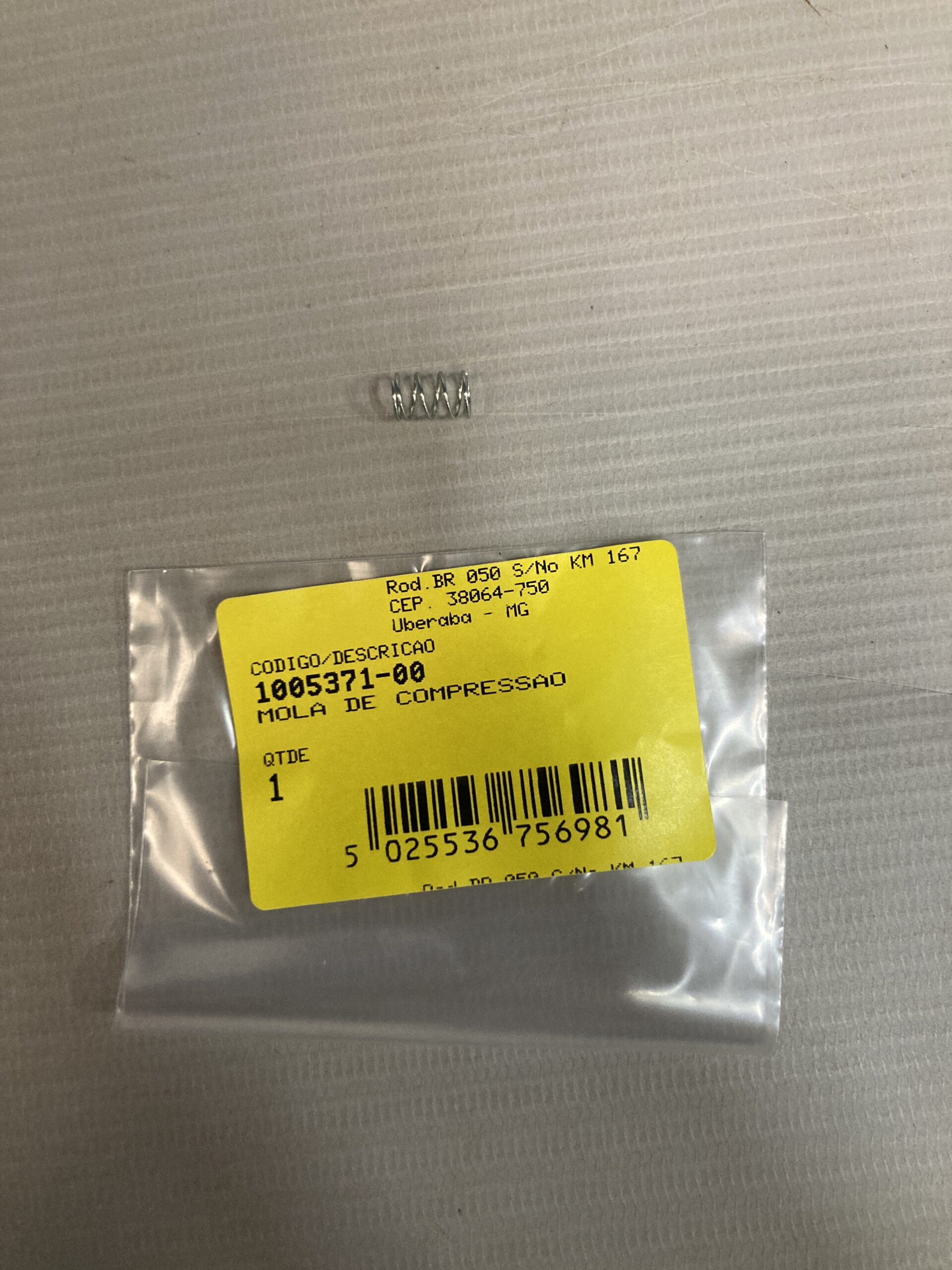 1005371-00 Mola De Compressao Para Serra Circular Dws520k-b2 Dewalt 1005371-00 - Imagem 1