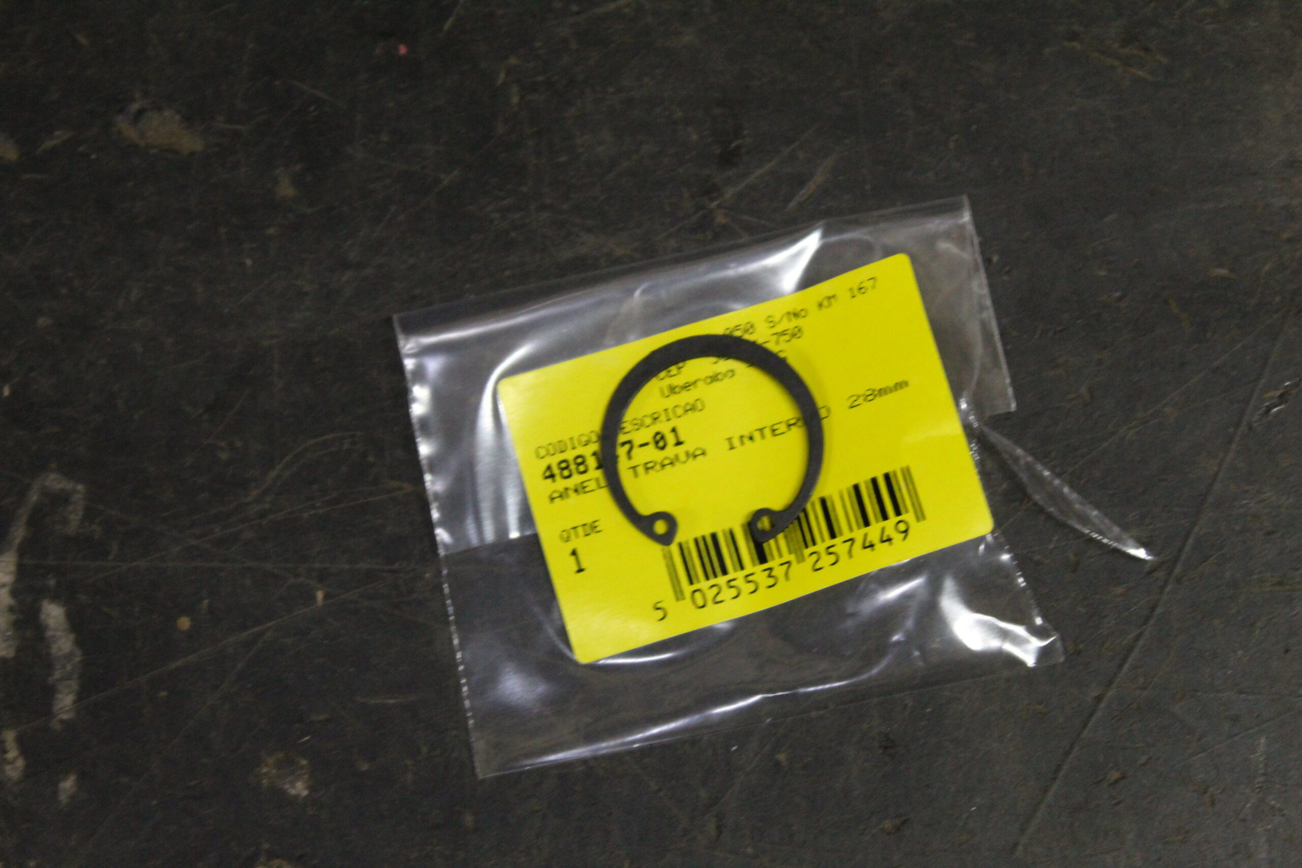 488147-01 Anel Trava Interno 28mm Para Martelo Perfurador D25481-b2 Dewalt 488147-01 - Imagem 1