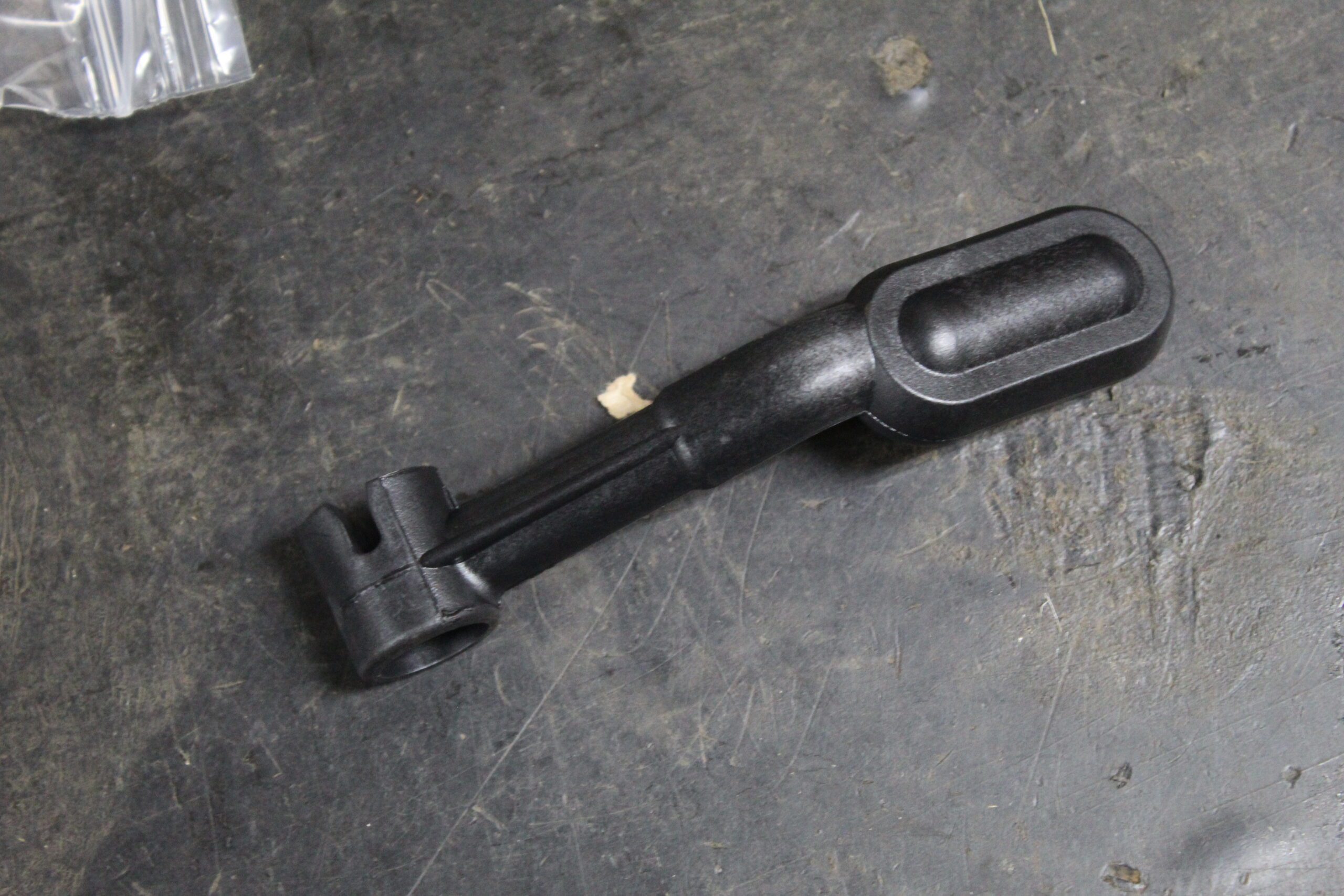 5140032-23 Alavanca Para Serra De Mesa Ou Bancada Dw745-b2 Dewalt 5140032-23 - Imagem 1