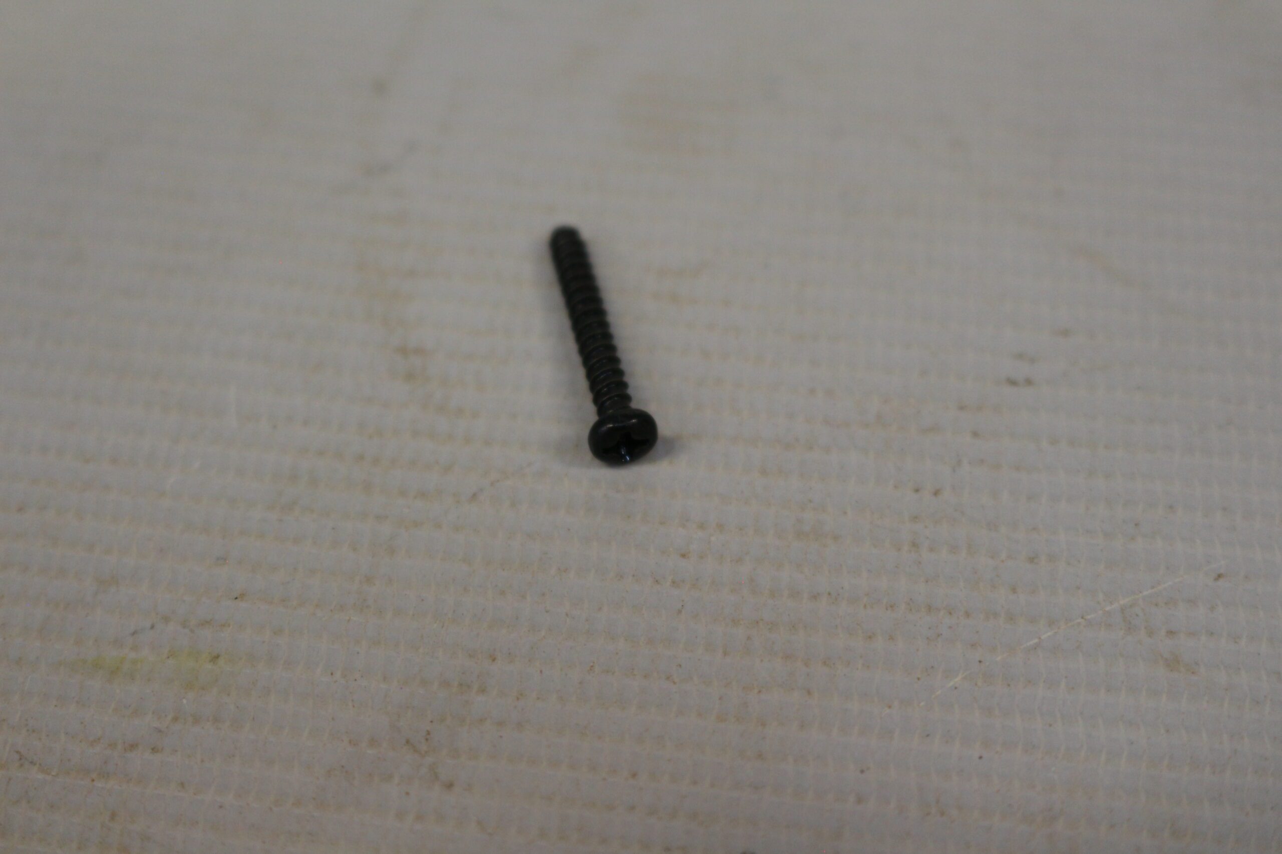 5140061-60 Parafuso Para Soprador Térmico Hg2000-b2 Black+decker 5140061-60 - Imagem 1