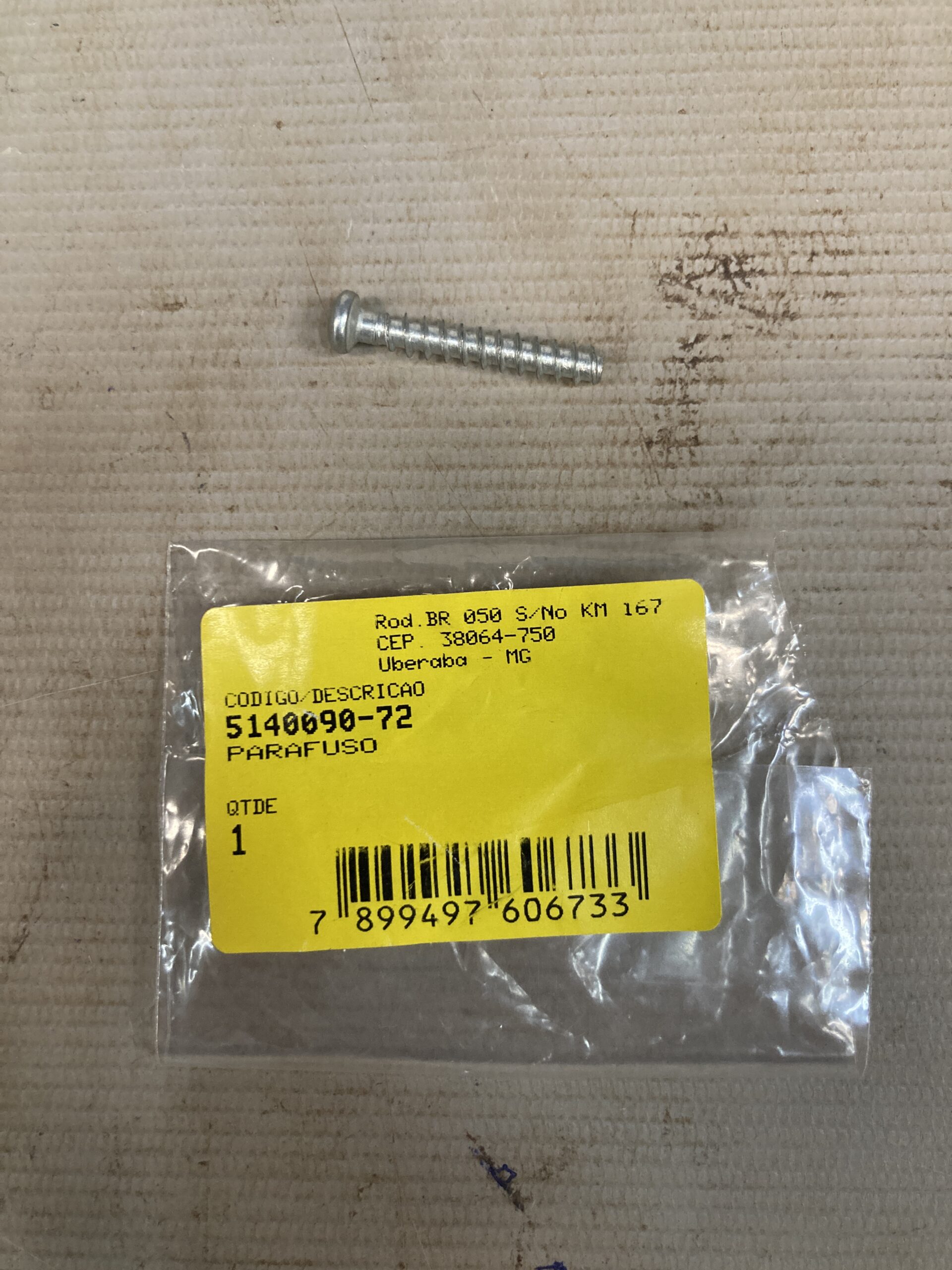 5140090-72 Parafuso Para Politriz Wp1500k-b2 Black+decker 5140090-72 - Imagem 1