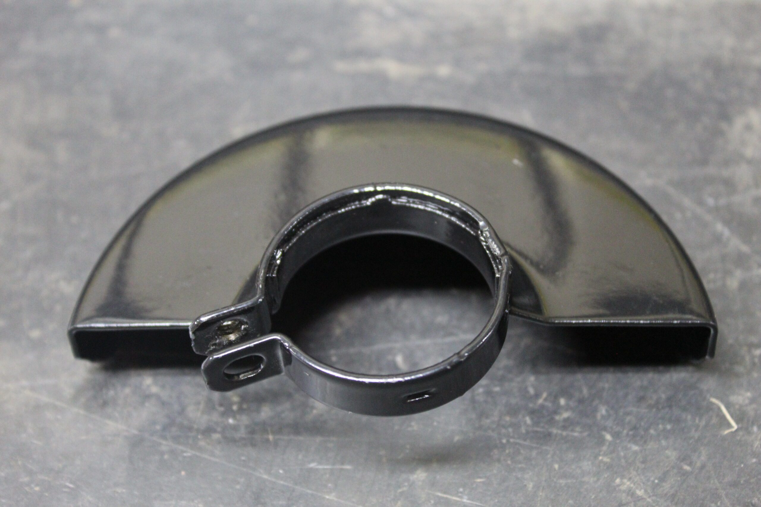 5140164-83 Guarda Para Esmerilhadeira Angular Sg6115-b2 Stanley 5140164-83 - Imagem 1