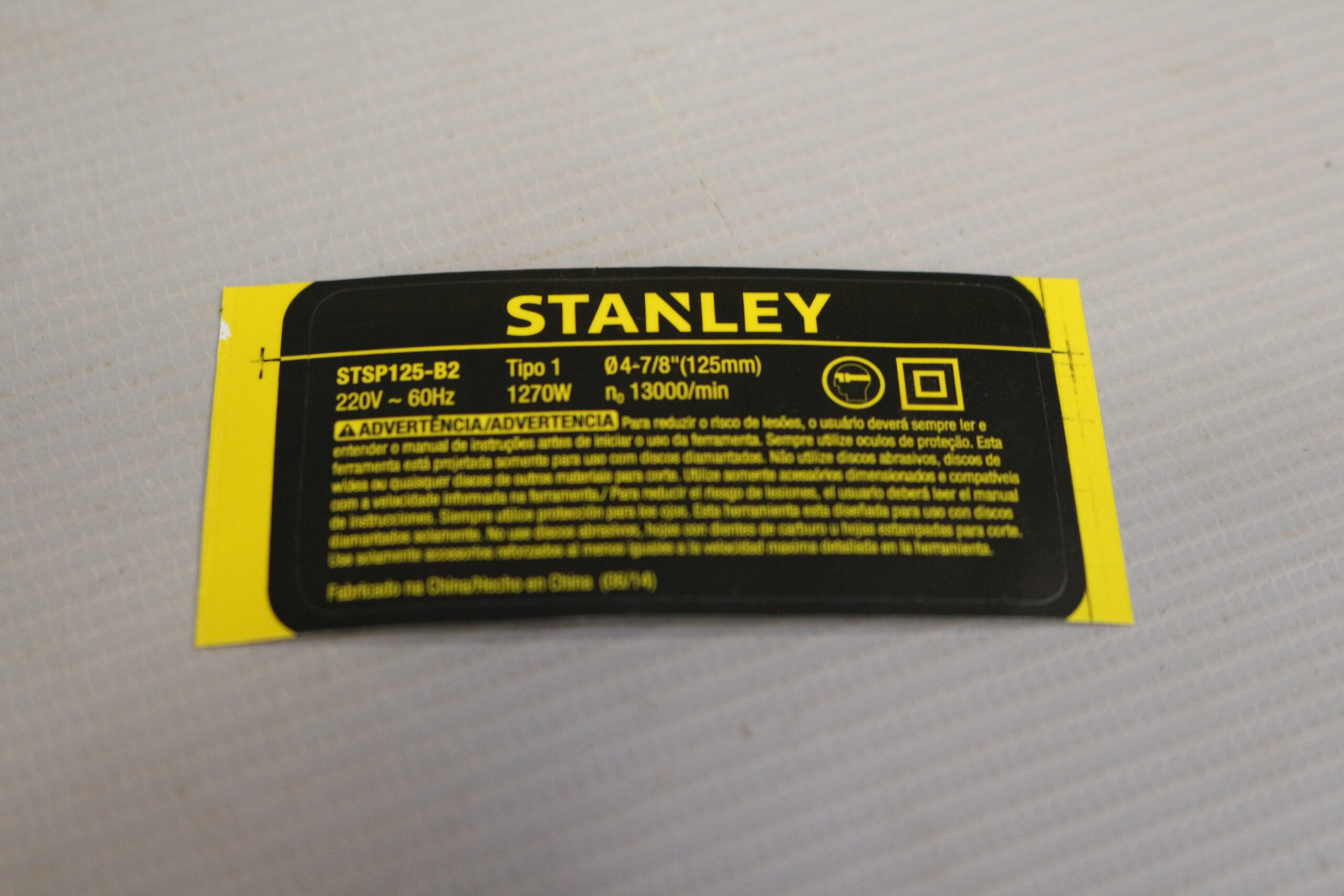 5140168-67 Etiq. Especif. Stsp125-b2 Tipo1 Para Serra Mármore Stsp125-b2 Stanley 5140168-67 - Imagem 1
