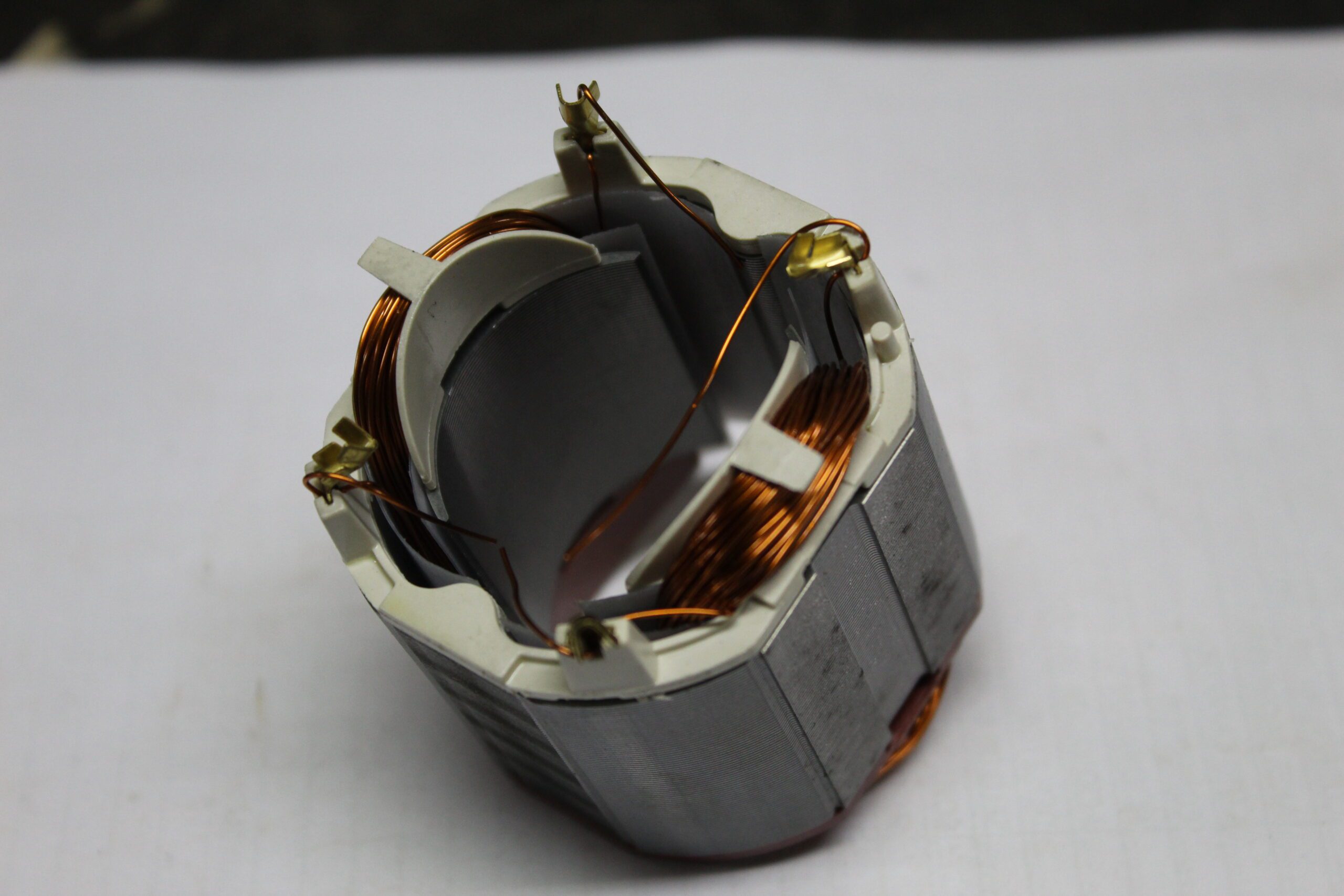 5140169-25 Estator 127v Para Parafusadeira De Drywall Stdr5206-br Stanley 5140169-25 - Imagem 1