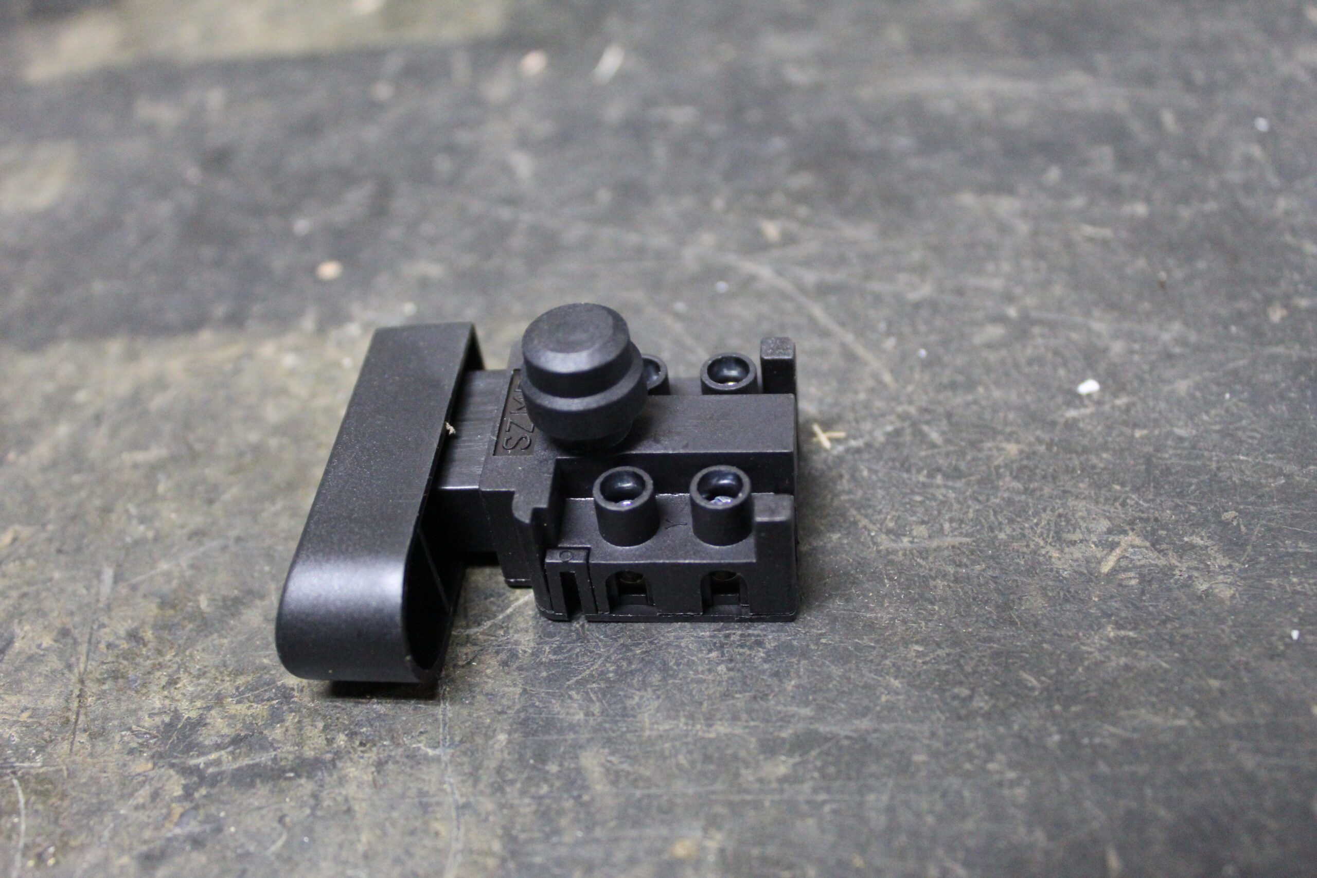5140169-59 Interruptor 220v Para Tupia Strr1200-b2 Stanley 5140169-59 - Imagem 1
