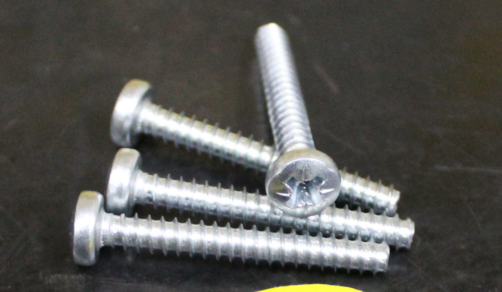 5140169-91 Parafuso Para Esmerilhadeira Angular Sl227-b2 Stanley 5140169-91 - Imagem 1