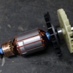 Conj. Rotor 220v C/ Rolamento Para Lixadeira Roto E Orbital Sss310-b2 Stanley 5140185-03