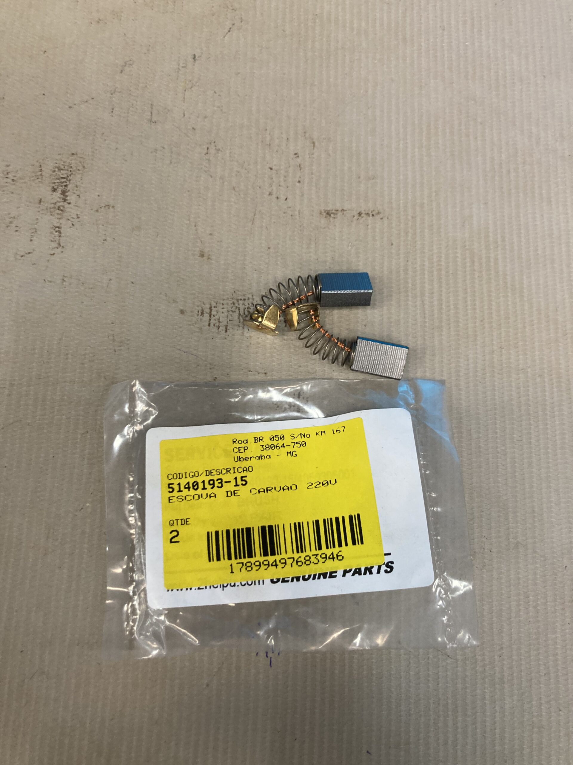 5140193-15 Par De Escova Carvao220v Para Martelo Demolidor Shm5-b2 Stanley 5140193-15 - Imagem 1