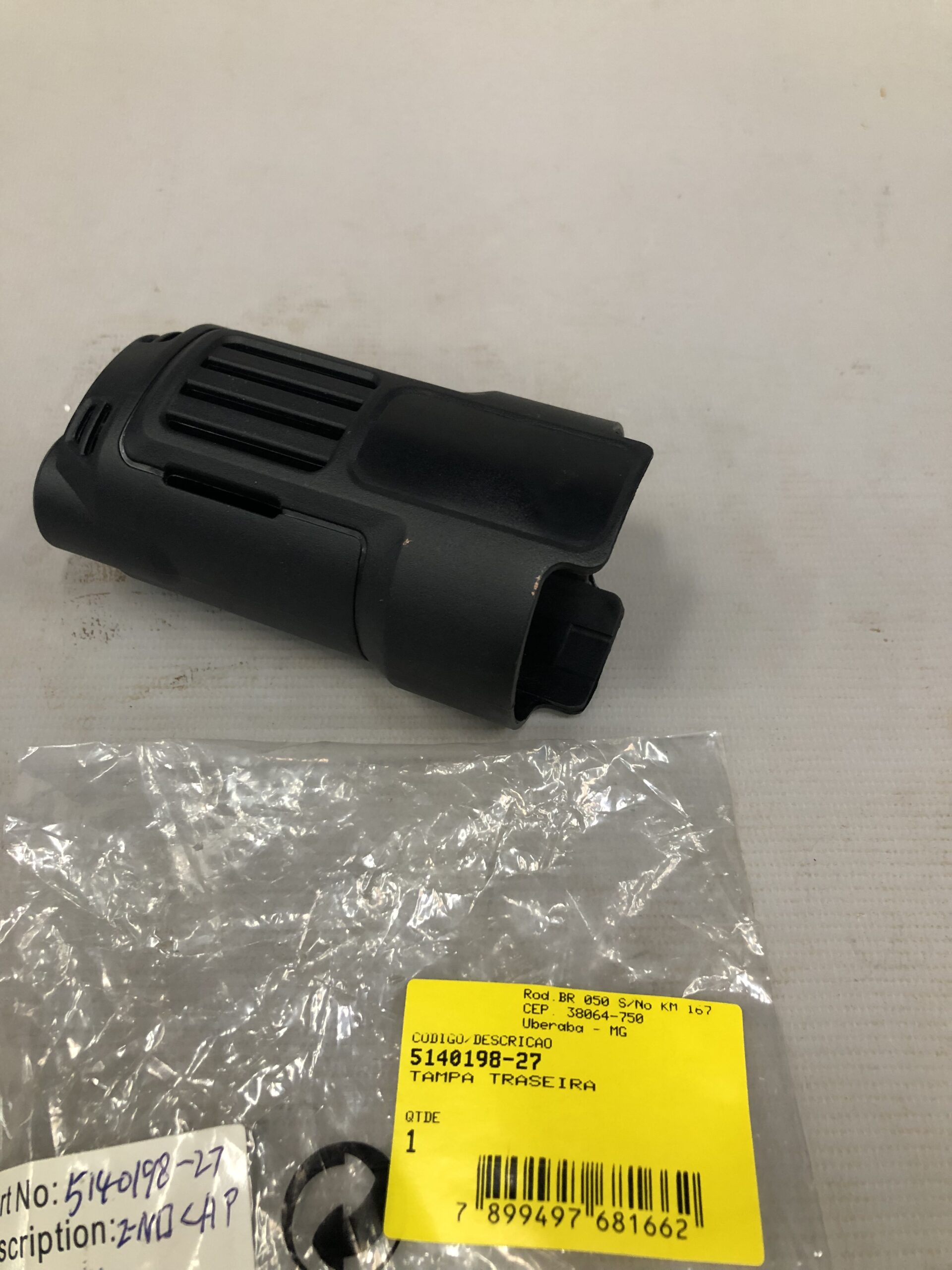 5140198-27 Tampa Traseira Para Esmerilhadeira Angular G650-b2 Black+decker 5140198-27 - Imagem 1