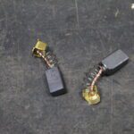 Par Escova De Carvao127v Para Lixadeira De Paredes Sw75-br Stanley 5140229-48