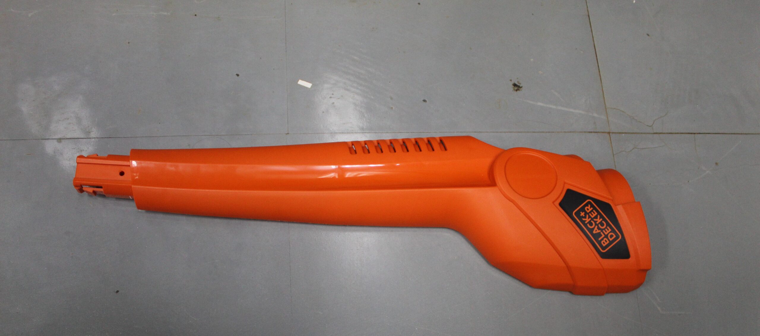 5140238-30 Cobertura Esquerda Para Aparador De Grama Gl350-b2 Black+decker 5140238-30 - Imagem 1