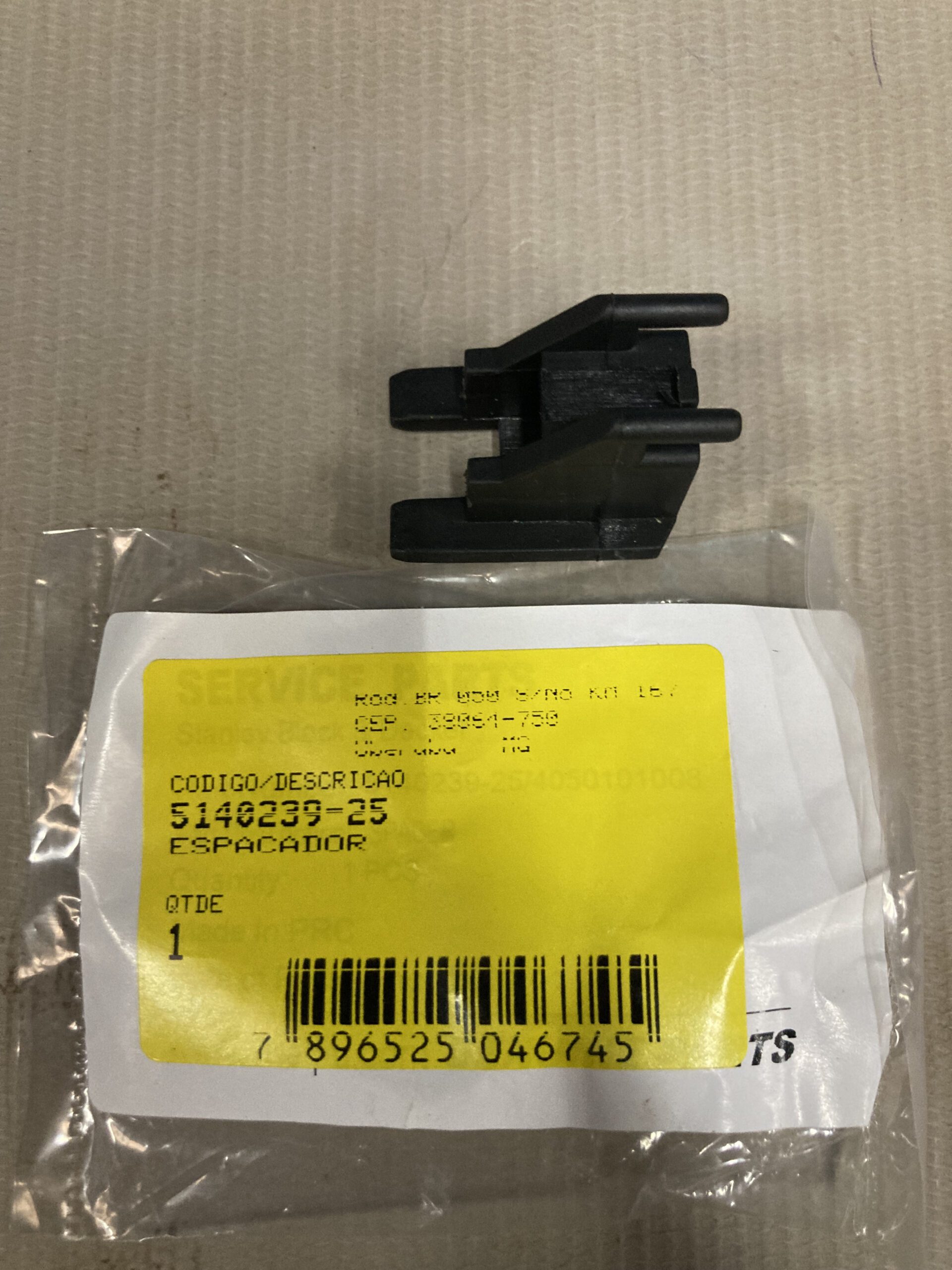 5140239-25 Espacador Para Martelo Demolidor Sthm10-b2 Stanley 5140239-25 - Imagem 1