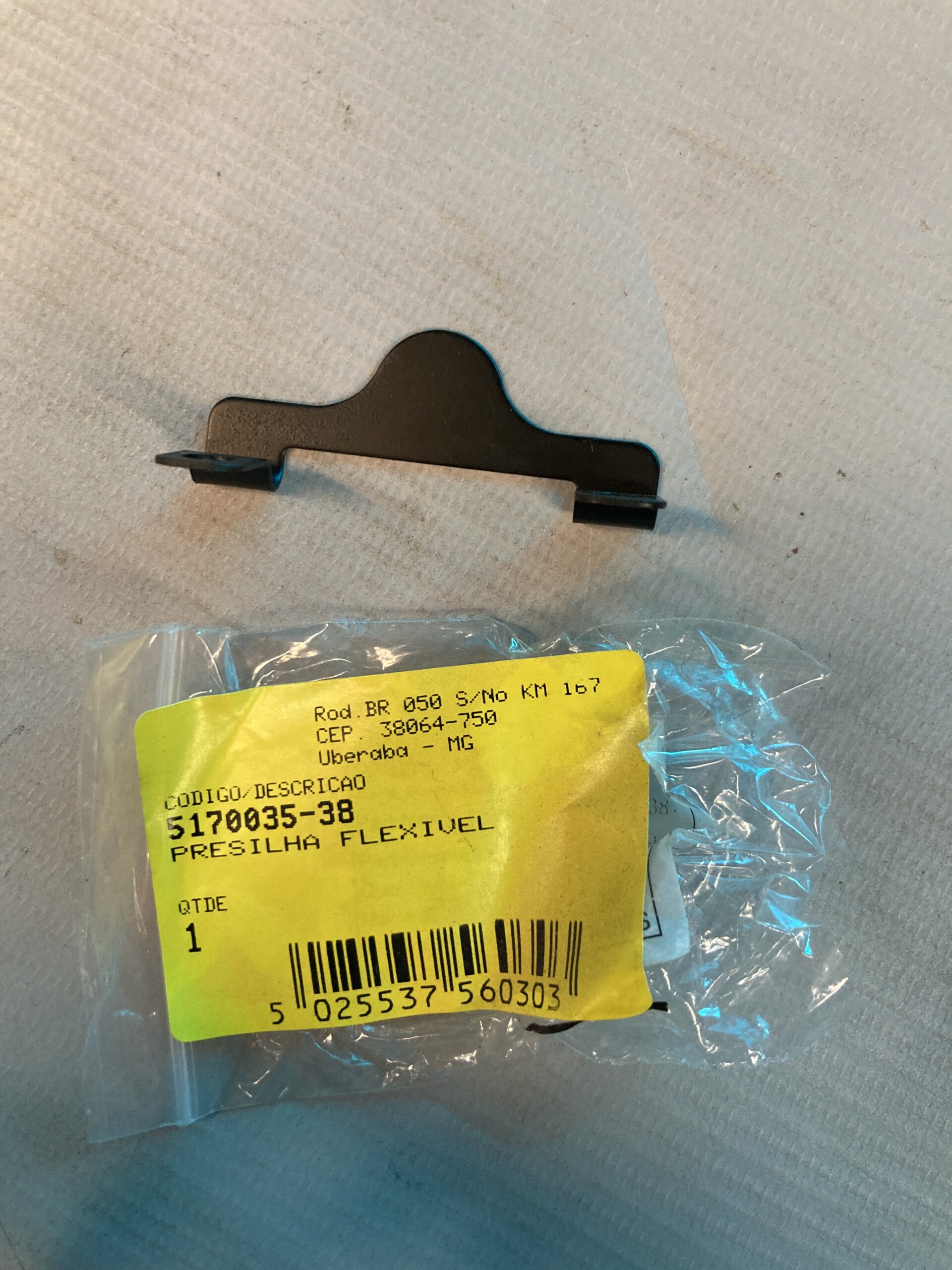 5170035-38 Presilha Flexivel Para Serra Esquadria Sm16-b2 Stanley 5170035-38 - Imagem 1