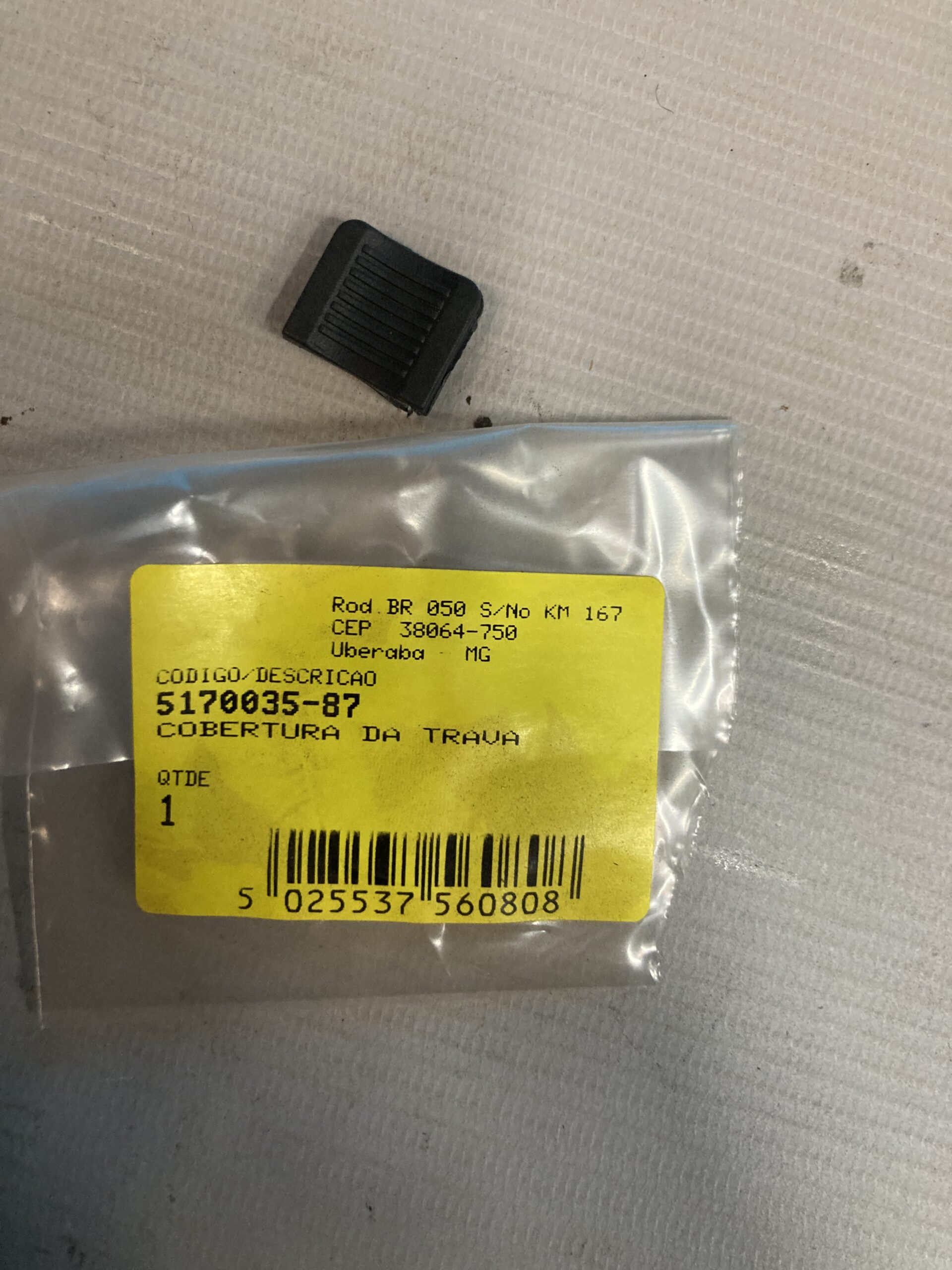 5170035-87 Cobertura Da Trava Para Serra Esquadria Sm16-b2 Stanley 5170035-87 - Imagem 1