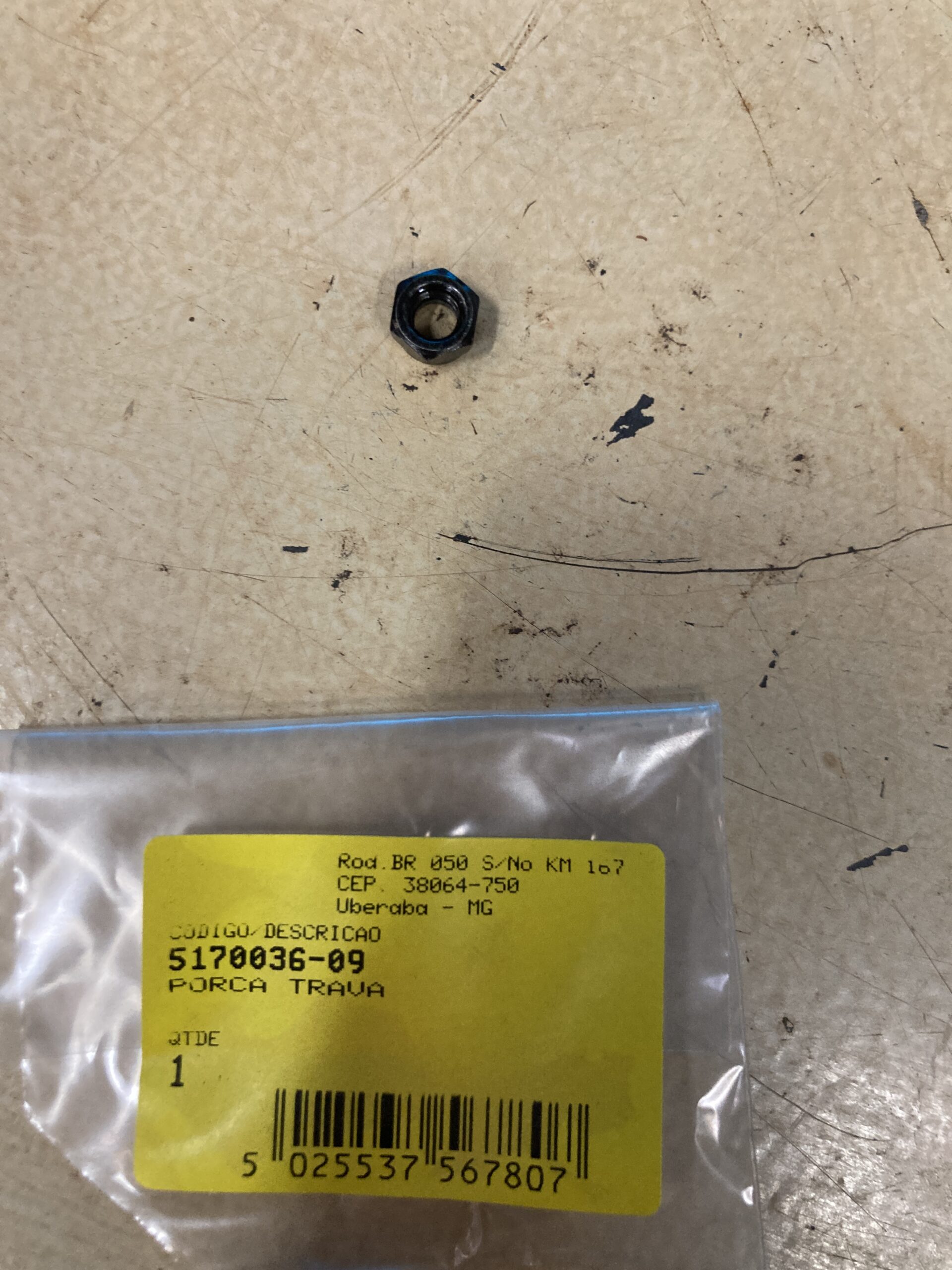 5170036-09 Porca Trava Para Serra Esquadria Sm16-b2 Stanley 5170036-09 - Imagem 1