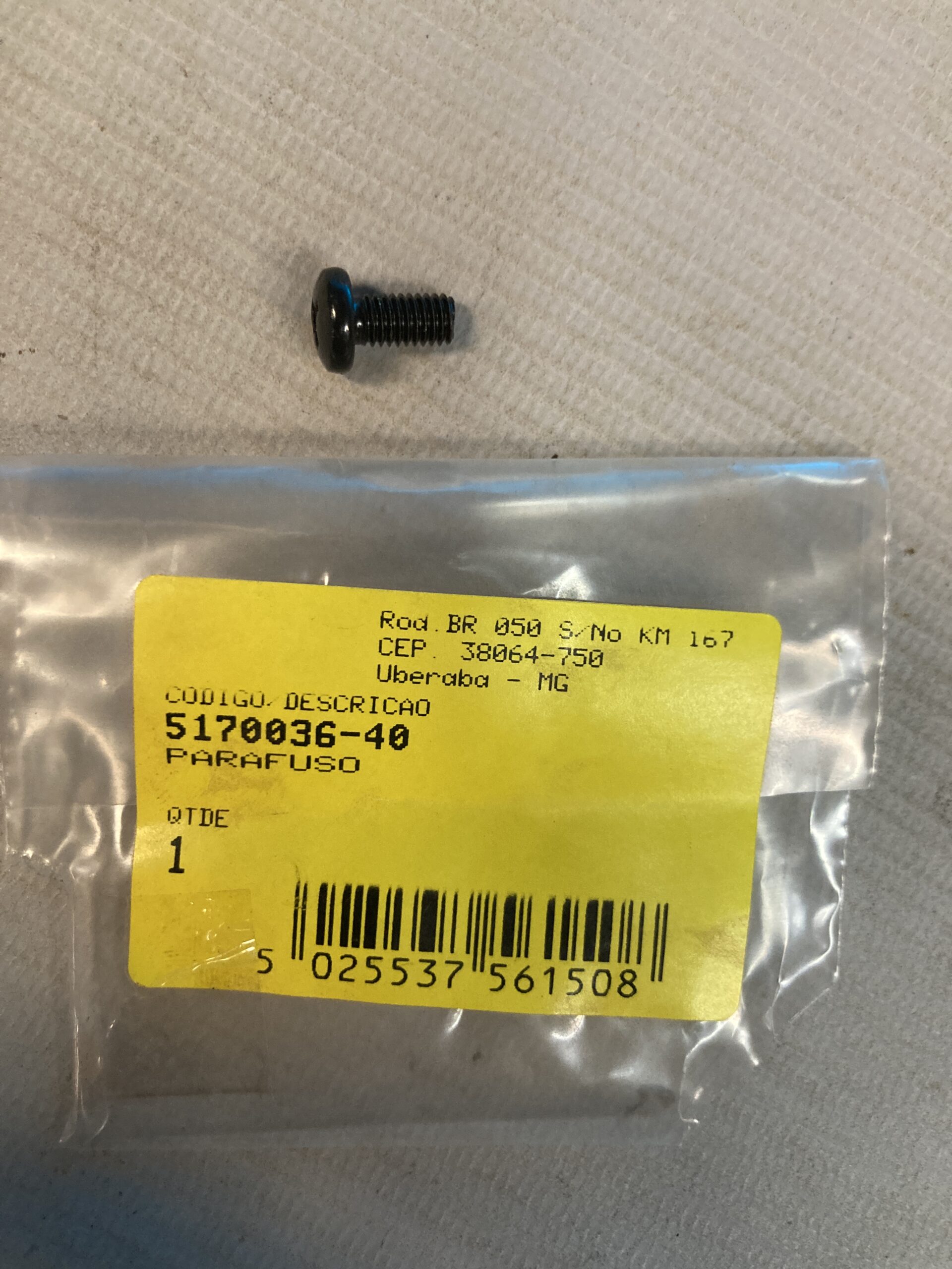 5170036-40 Parafuso Para Serra Esquadria Sm16-b2 Stanley 5170036-40 - Imagem 1