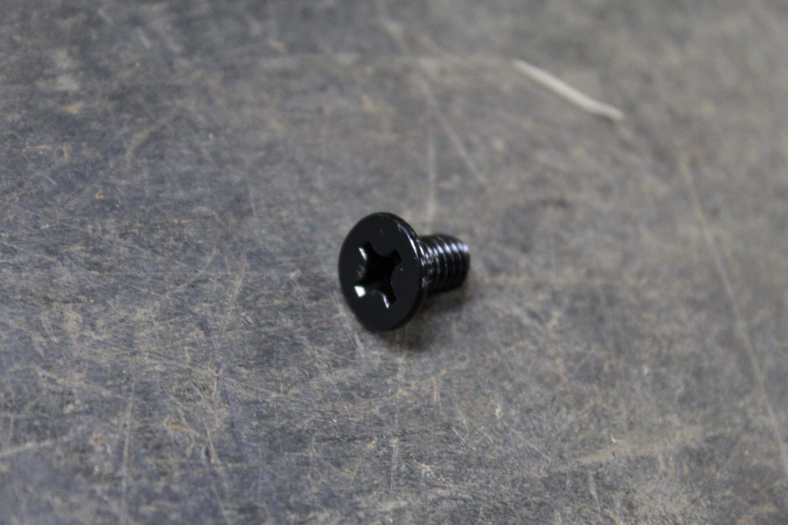 5170039-14 Parafuso Para Serra Esquadria Sm18-b2 Stanley 5170039-14 - Imagem 1
