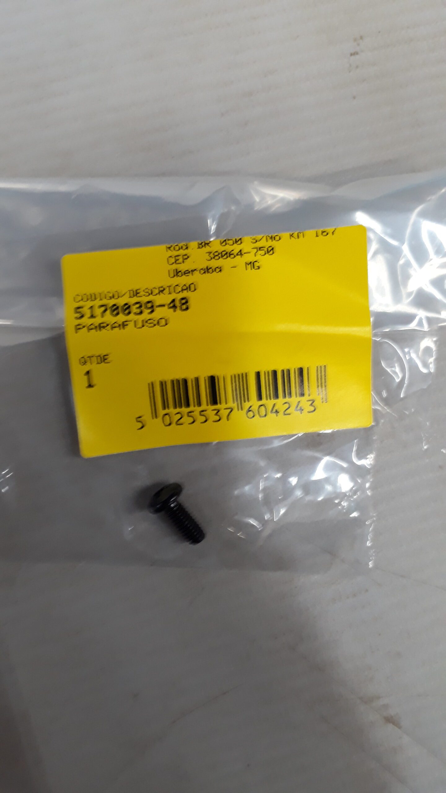 5170039-48 Parafuso Para Serra Esquadria Sm18-br Stanley 5170039-48 - Imagem 1