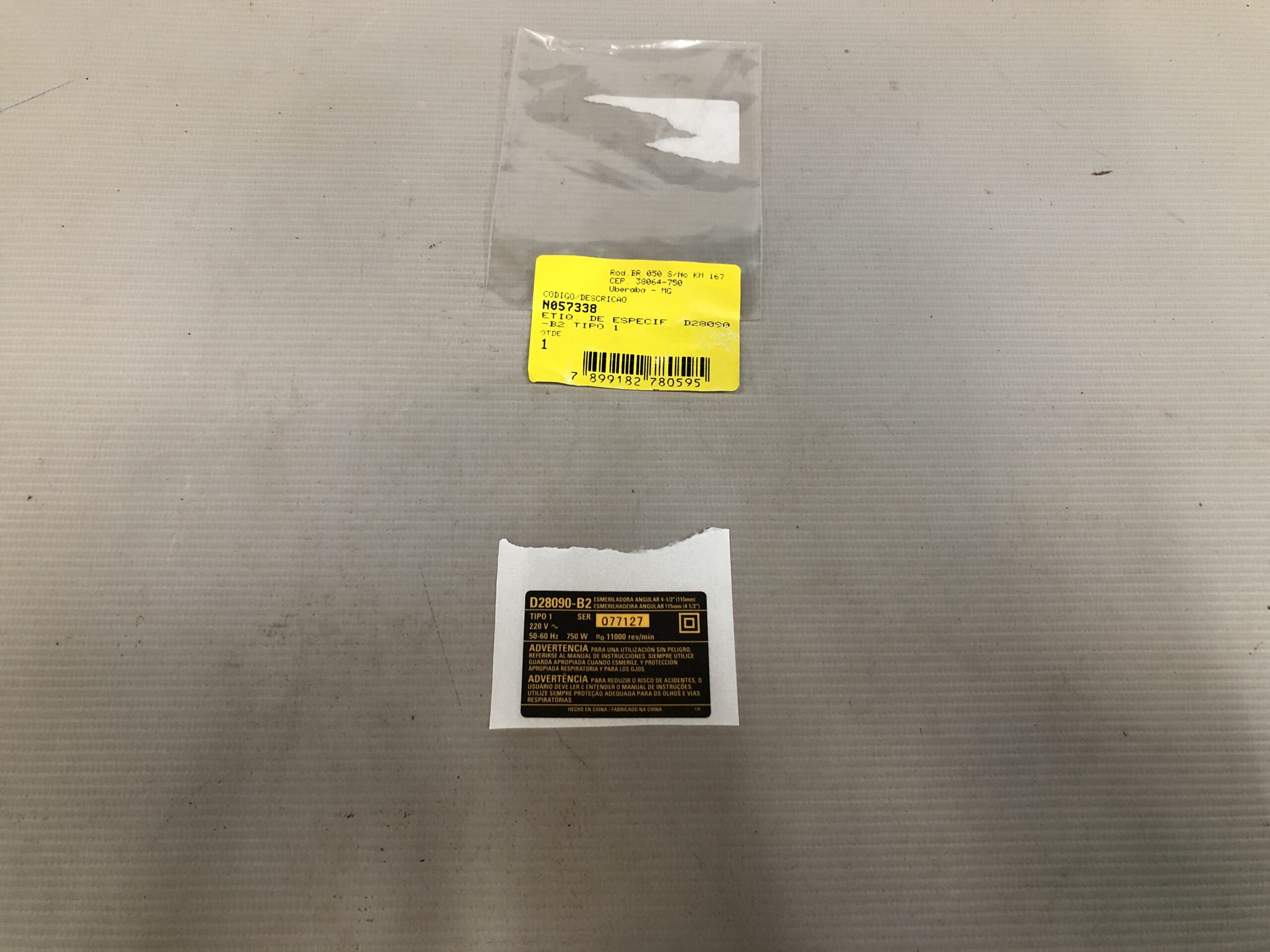 N057338 Etiq. De Especif. D28090-b2 Tipo 1 Para Esmerilhadeira Angular D28090-b2 Dewalt N057338 - Imagem 1