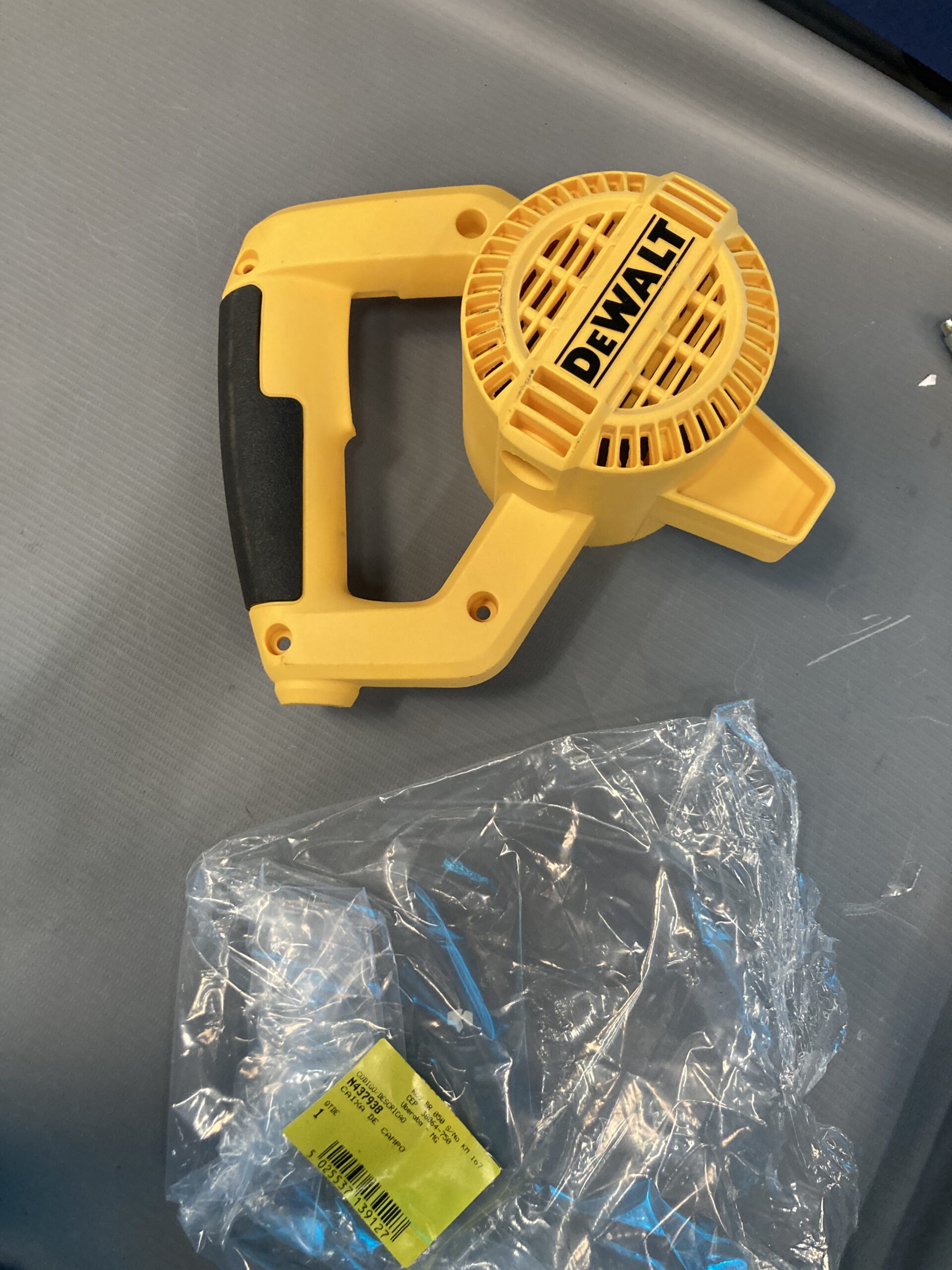 N437938 Caixa De Campo Para Soprador De Folhas Dwb800-b2 Dewalt N437938 - Imagem 1