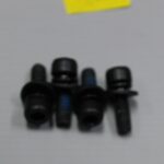 Parafuso C/ Arruela M6x18 Para Serra De Mesa Ou Bancada Dwe7492-b2 Dewalt N461121