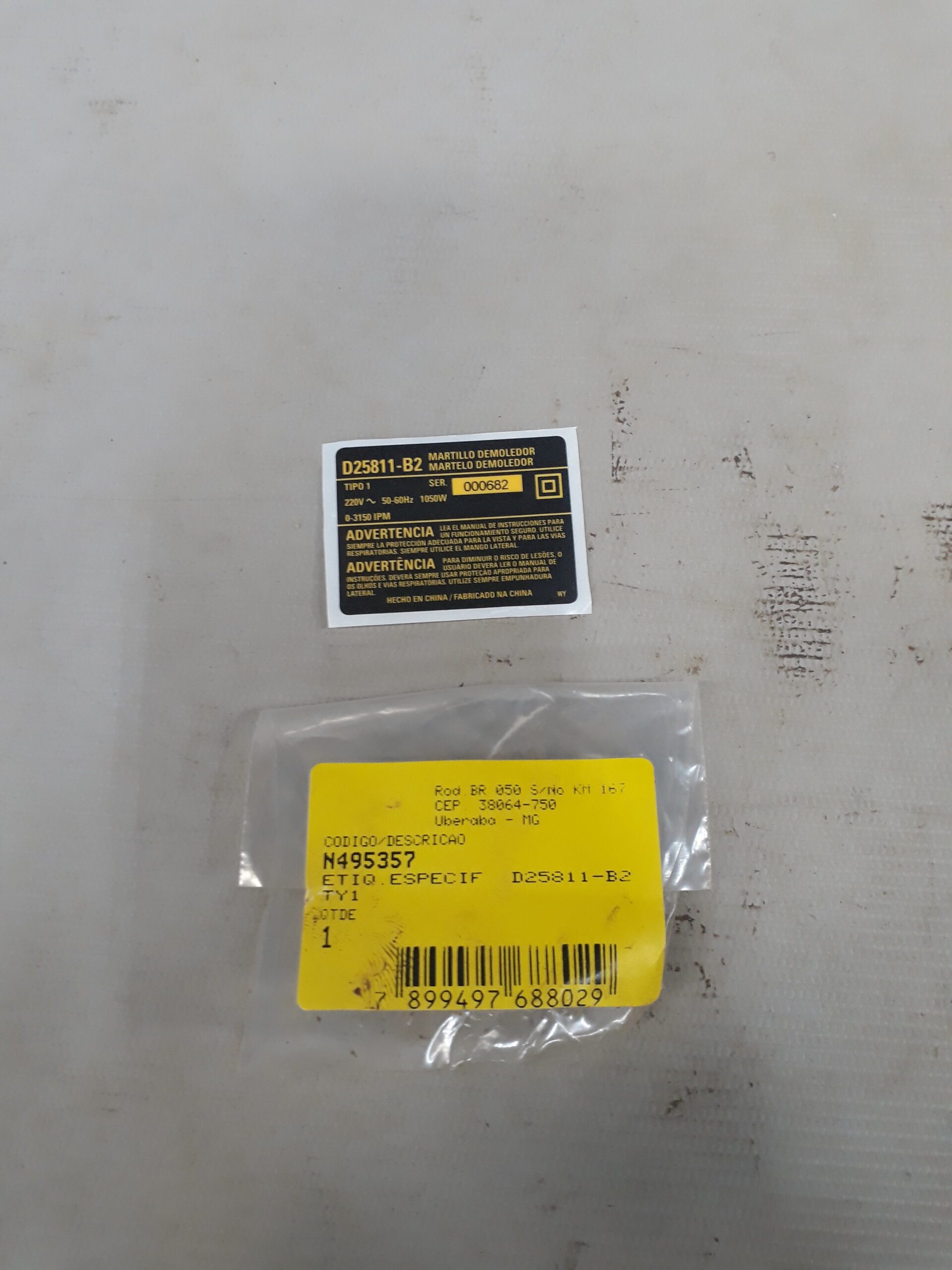 N495357 Etiq.especif. D25811-b2ty1 Para Martelo Demolidor D25811-b2 Dewalt N495357 - Imagem 1
