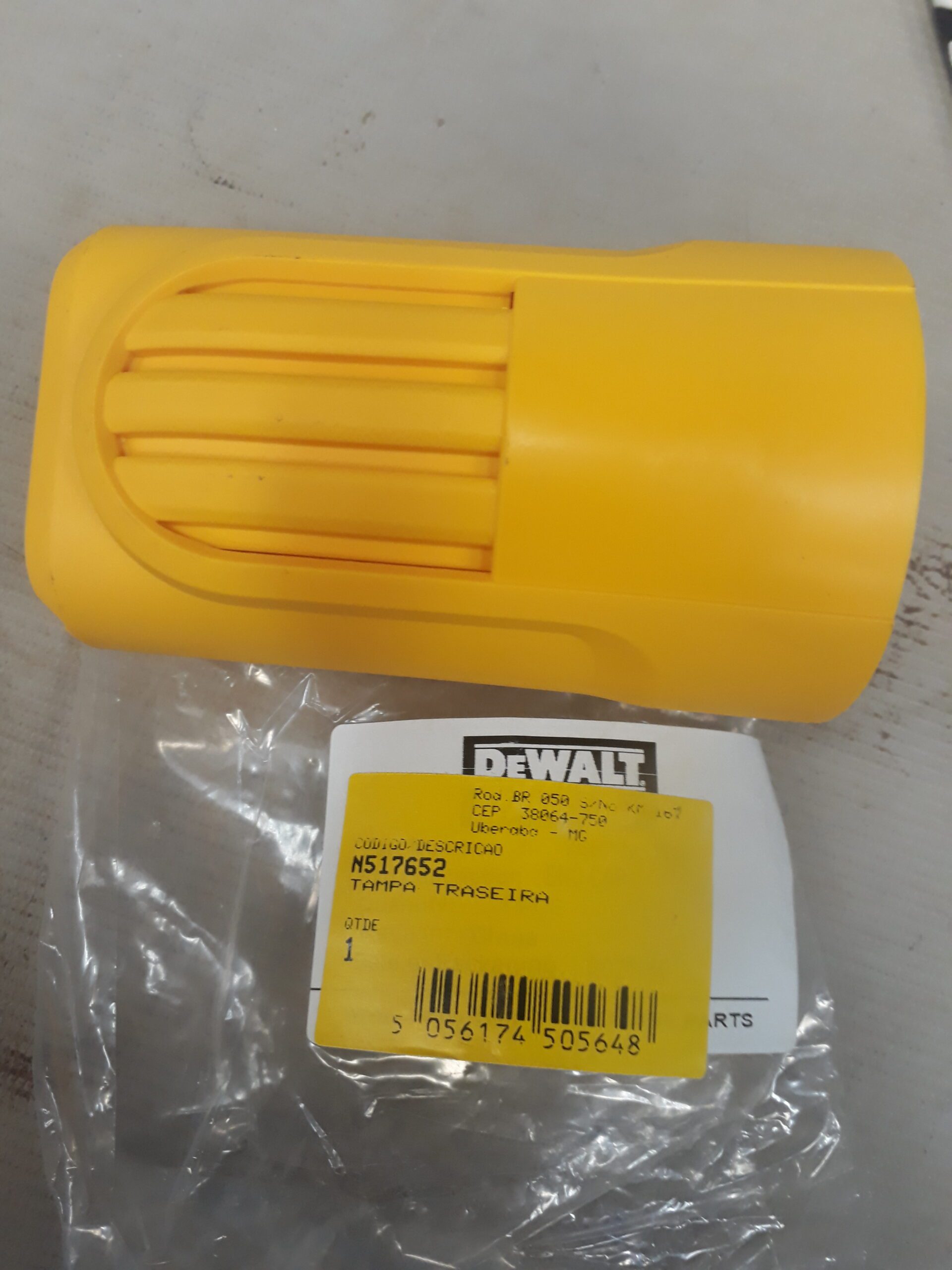N517652 Tampa Traseira Para Esmerilhadeira Angular Dwe4118-b2 Dewalt N517652 - Imagem 1