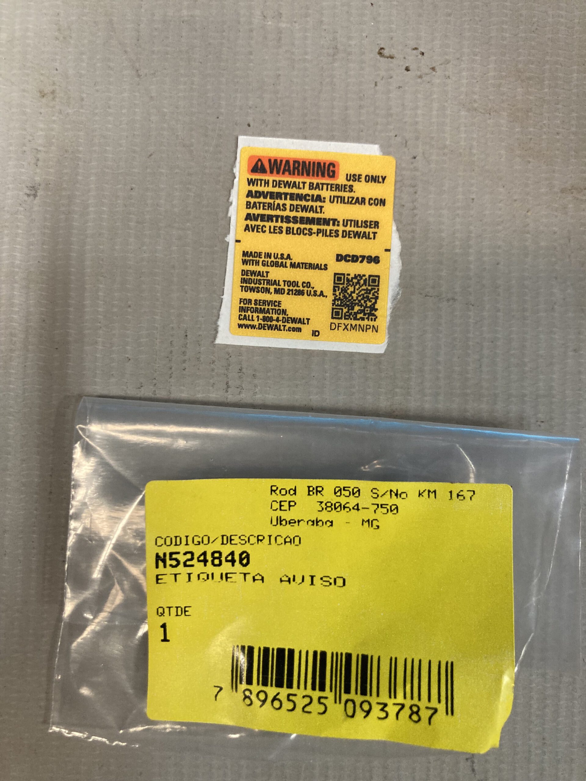 N524840 Etiqueta Aviso Para Parafusadeira Bateria 20v Dcd796b Dewalt N524840 - Imagem 1