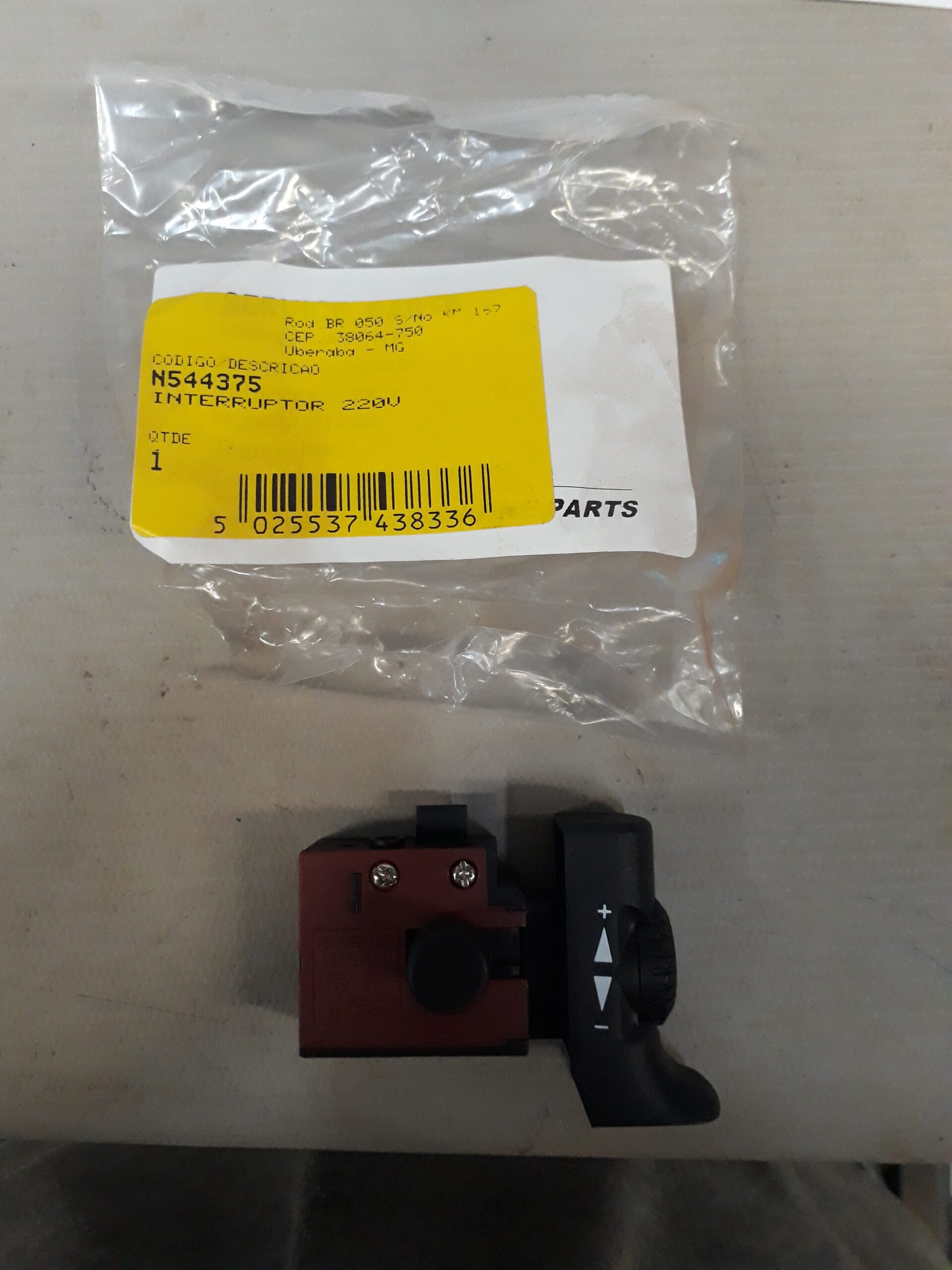 N544375 Interruptor 220v Para Serra Tico-tico Sj45-b2 Stanley N544375 - Imagem 1