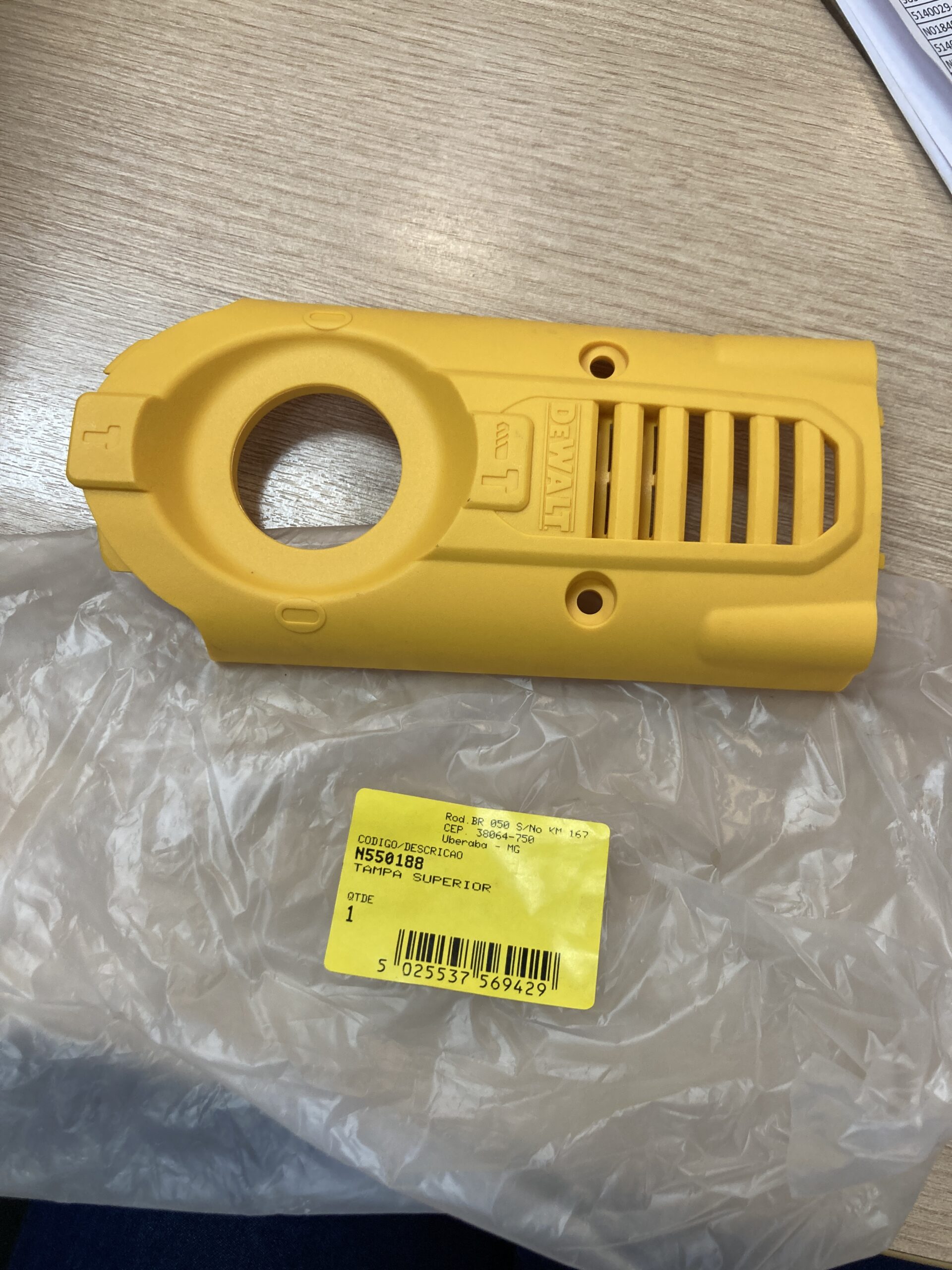 N550188 Tampa Superior Para Martelo Perfurador D25614-b2 Dewalt N550188 - Imagem 1