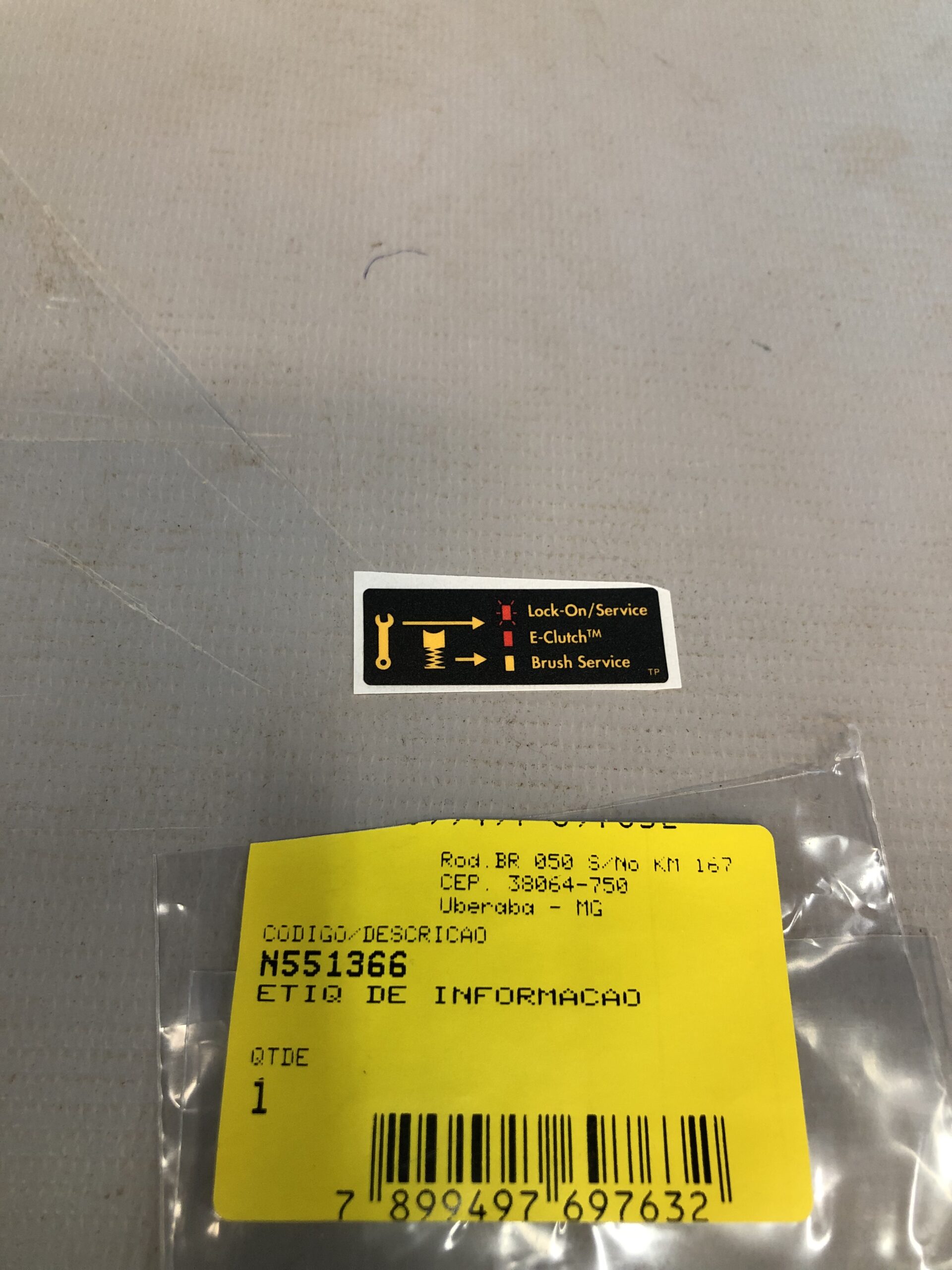 N551366 Etiq De Informacao Para Martelo Perfurador D25733-b2 Dewalt N551366 - Imagem 1