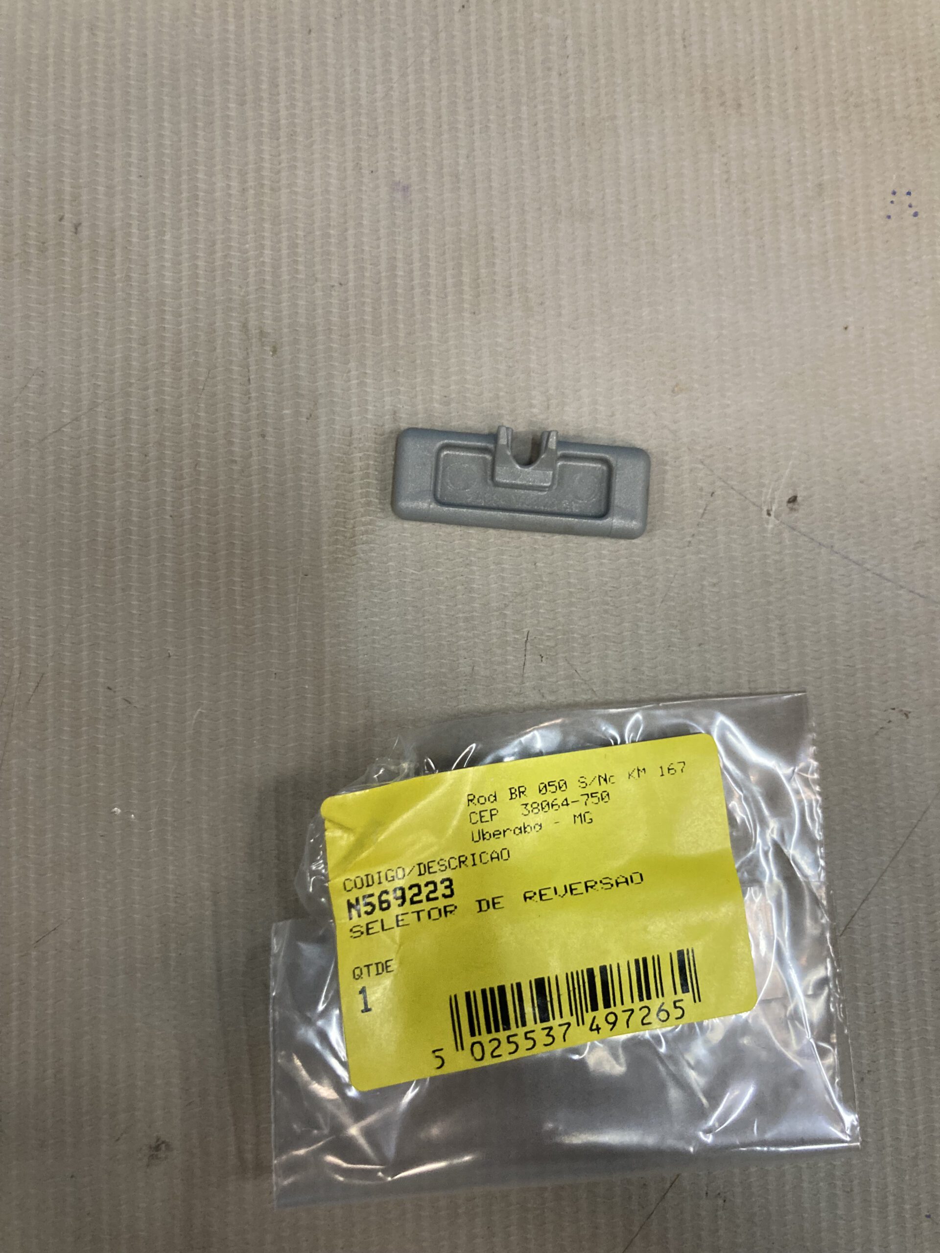 N569223 Seletor De Reversao Para Parafusadeira Bateria 20v Bcd702 Black+decker N569223 - Imagem 1