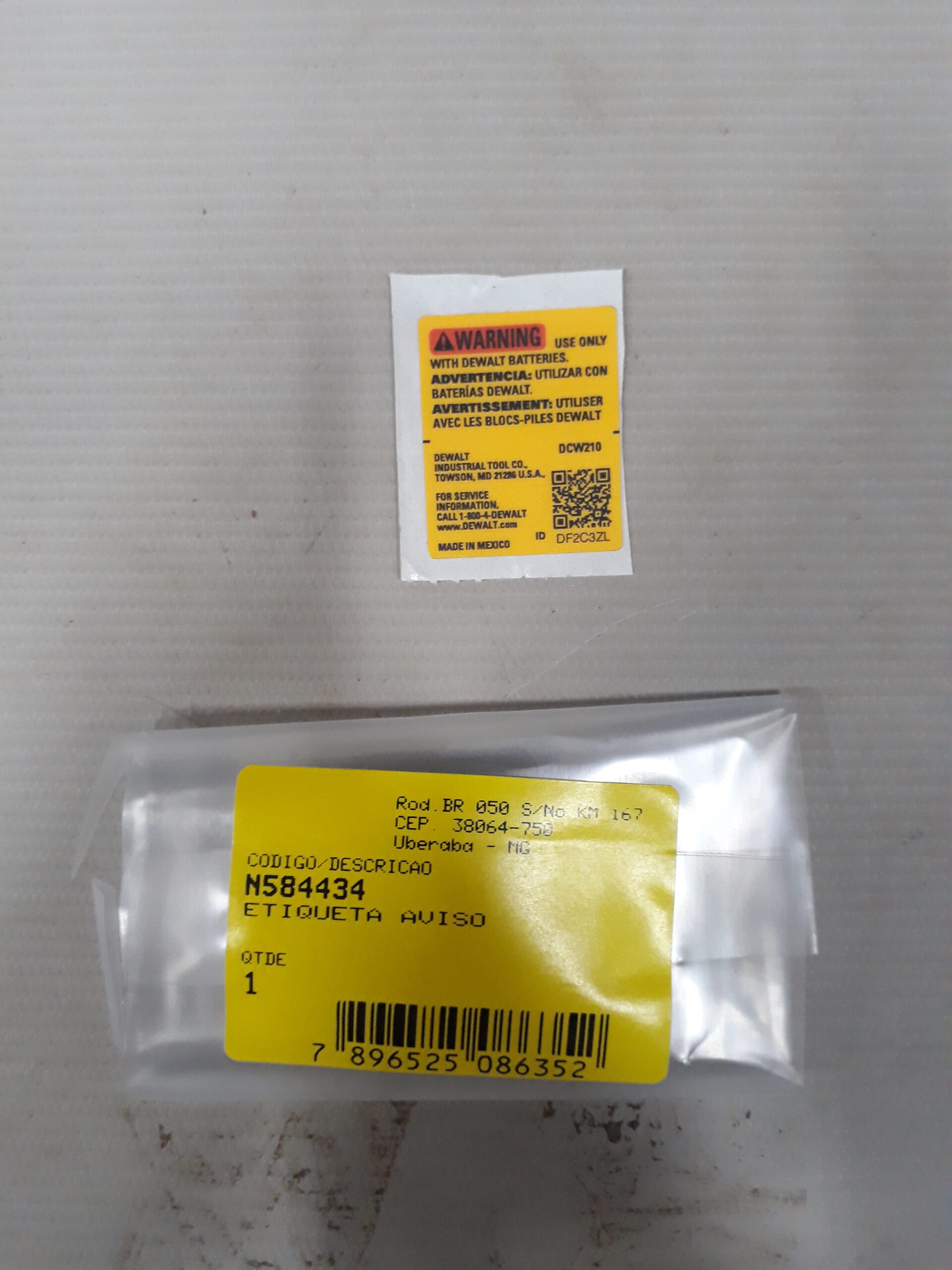 N584434 Etiqueta Aviso Para Lixadeira Roto E Orbital Dcw210b Dewalt N584434 - Imagem 1