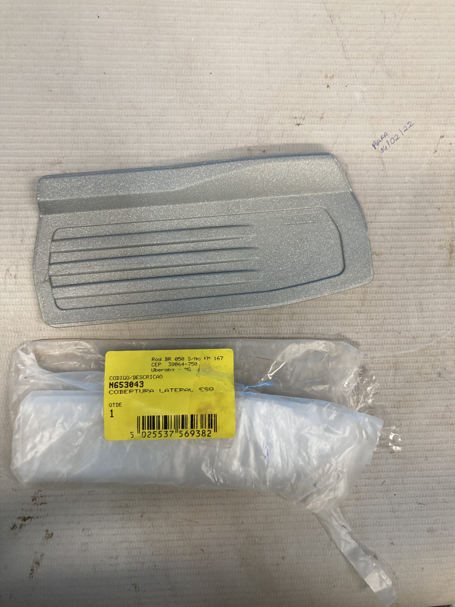 N653043 Cobertura Lateral Esq Para Martelo Perfurador D25614-b2 Dewalt N653043 - Imagem 1