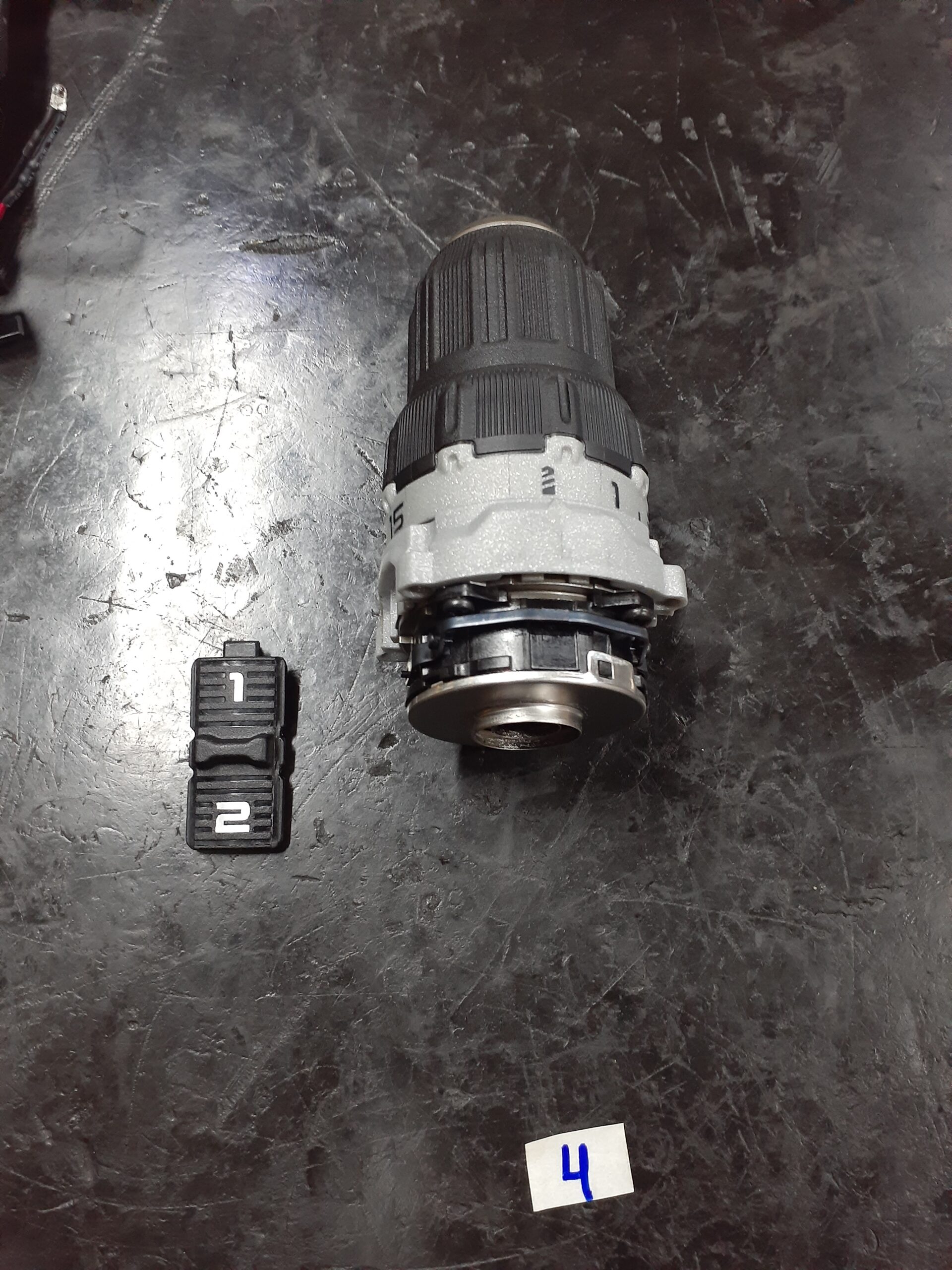 N681261 Conj Transmissao E Mandril Para Parafusadeira Bateria 12v Dcd701 Dewalt N681261 - Imagem 1