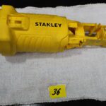Caixa De Campo Para Esmerilhadeira Angular Stgs9115-b2 Stanley N703582
