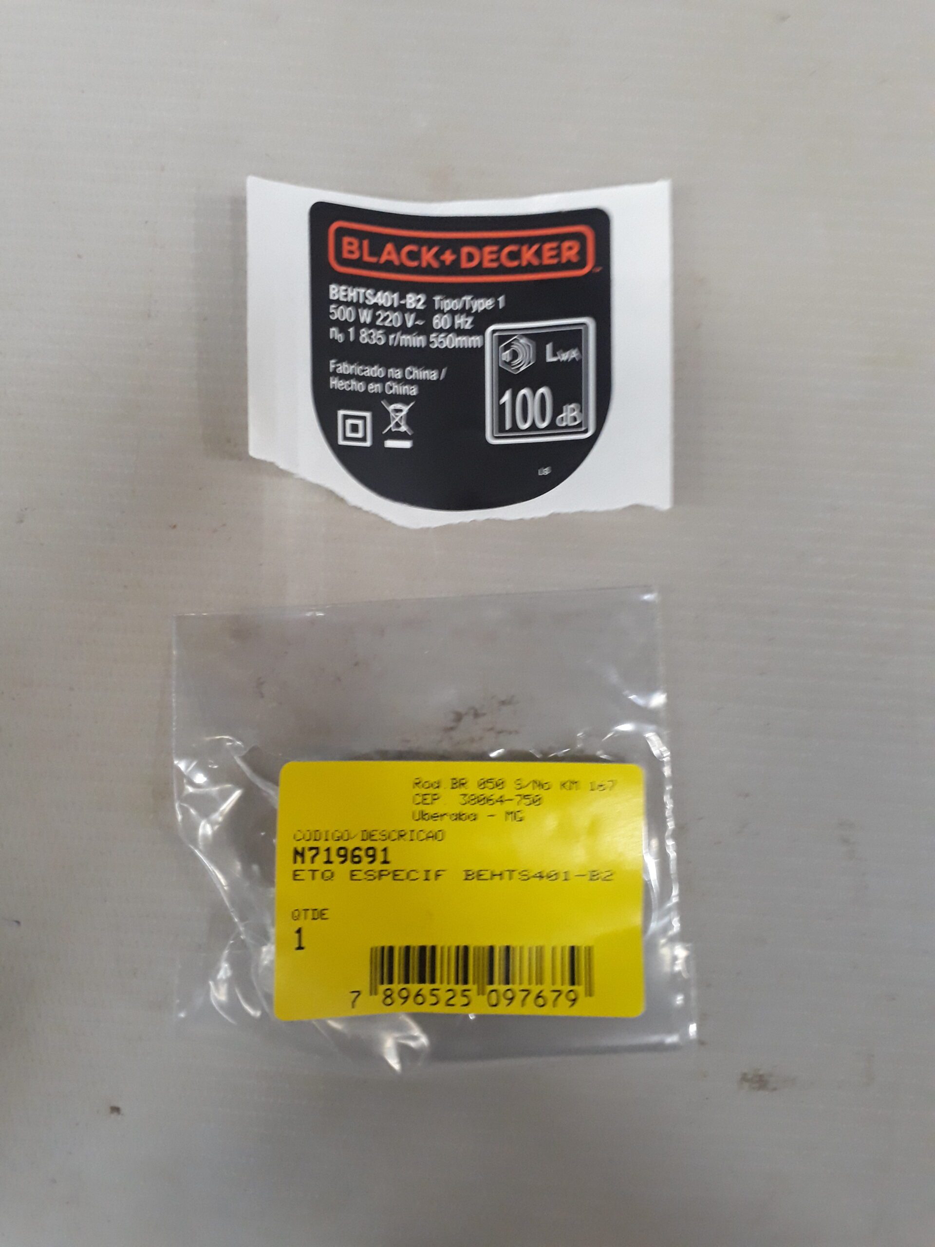 N719691 Etq Especif Behts401-b2 Para Aparador De Cerca Viva Behts401-b2 Black+decker N719691 - Imagem 1