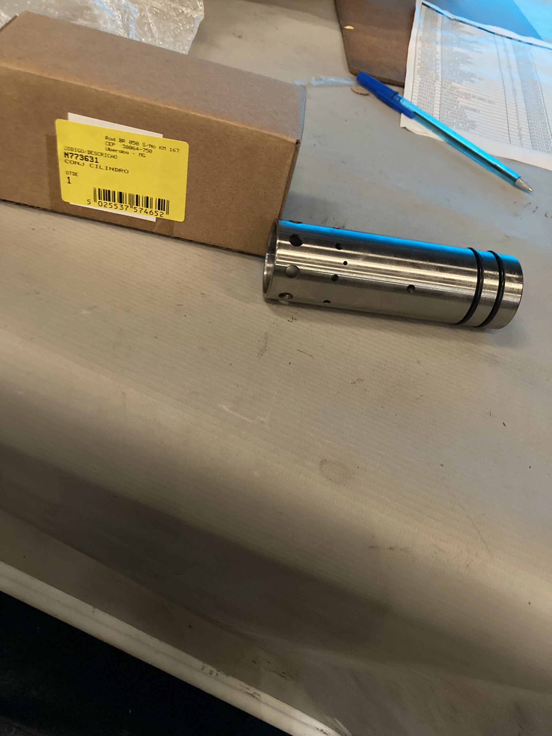 N773631 Conj Cilindro Para Martelo Perfurador D25614-b2 Dewalt N773631 - Imagem 1