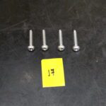 Parafuso M4x22 Para Esmerilhadeira Angular Sg6115-b2 Stanley N802853