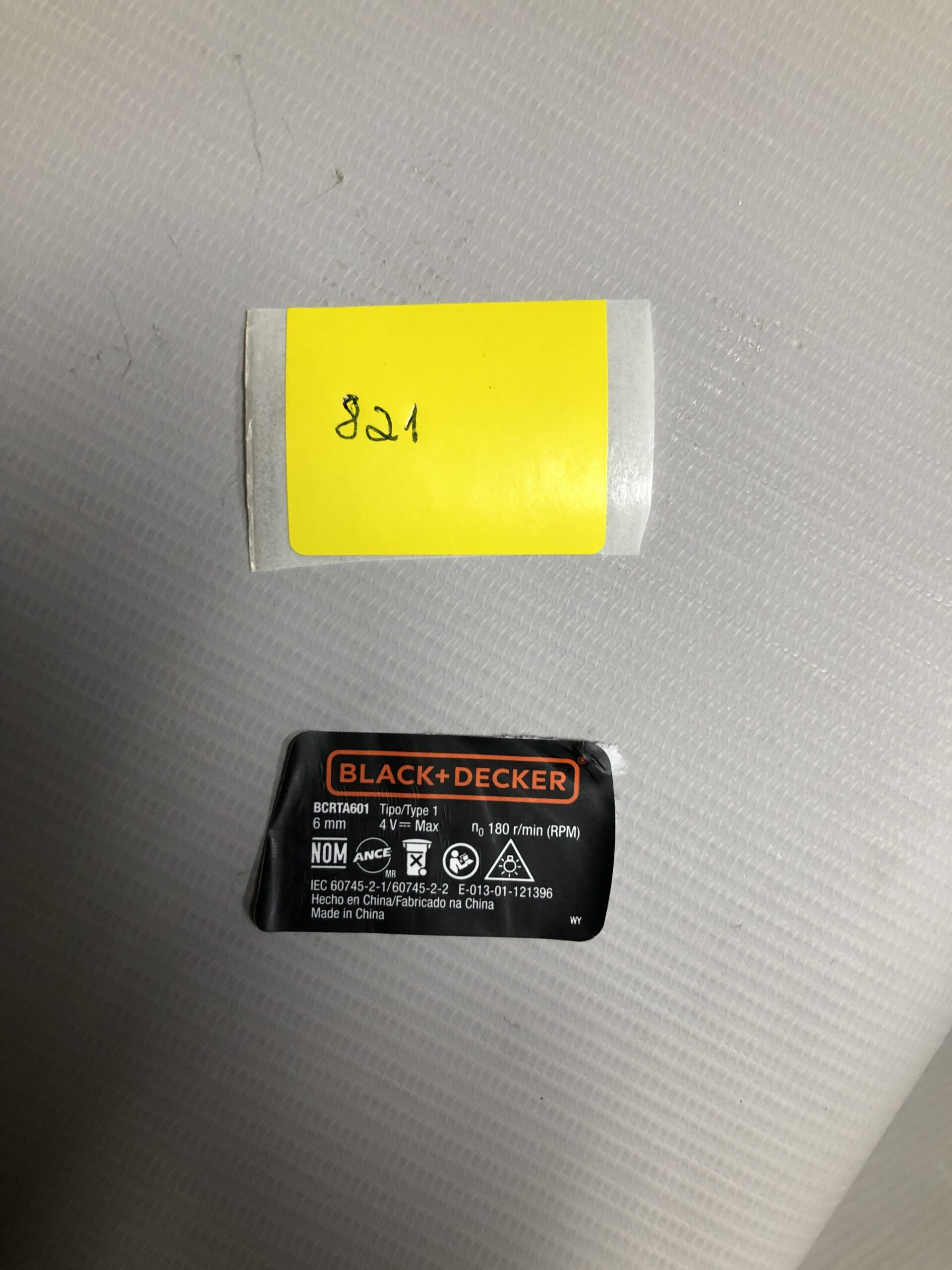 N920456 Etiq Especif Bcrta601 Para Parafusadeira Bateria 10,9v E Menor Bcrta601 Black+decker N920456 - Imagem 1