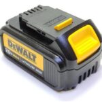 Bateria Li-ion 20v 3ahmax Dcb200-b3 Para Chave De Impacto Dcf880l2-b2 Dewalt Na069240