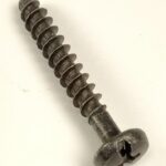 Parafuso Phillips Autoatarraxant E 5X35 Para Esmerilhadeira Angular M0920B Makita 266840-8